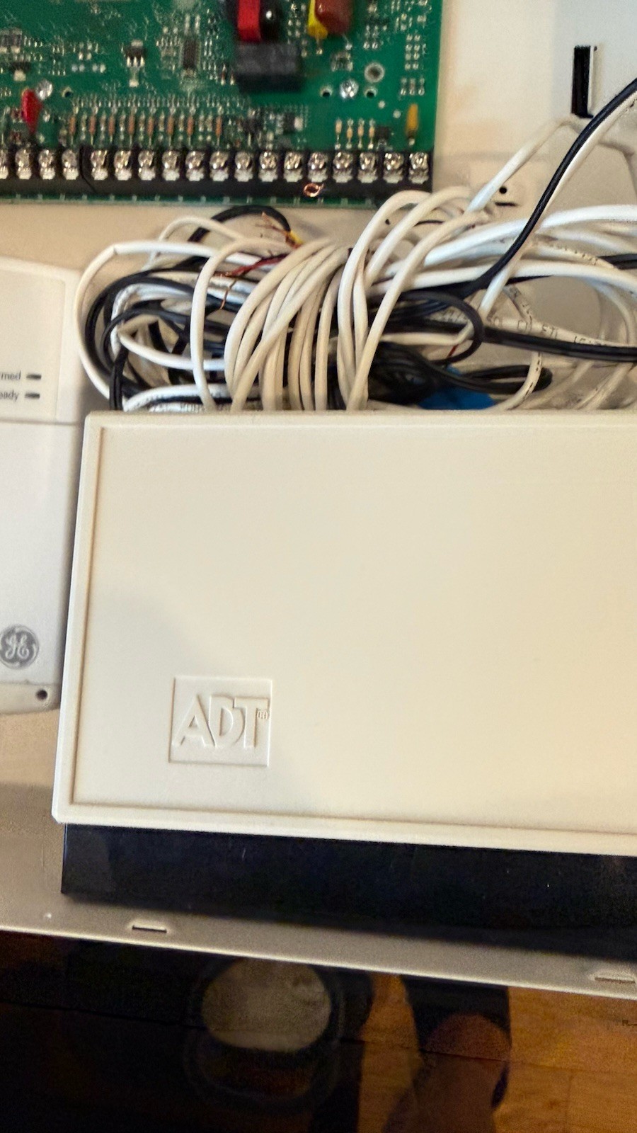 GE Concord 4 Security System W/keypad And Bell