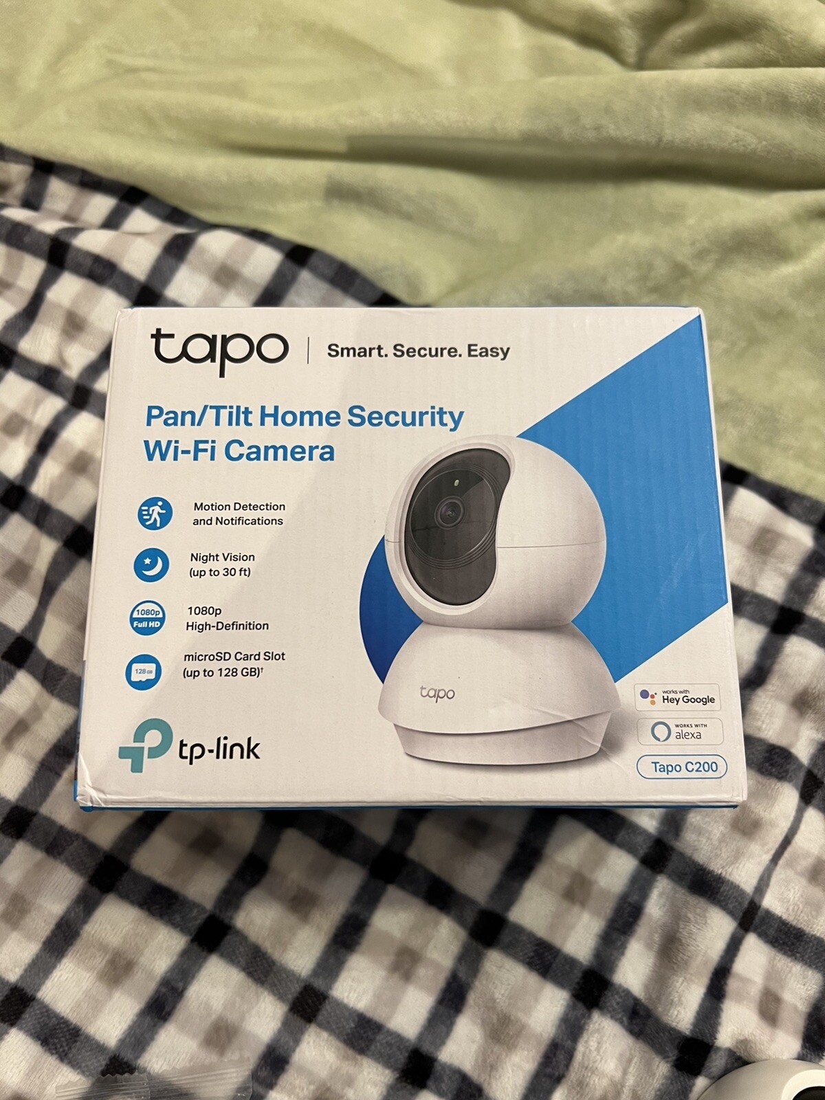 TP Link Tapo C200 Pan/Tilt Home Security WiFi Camera 1080P. White