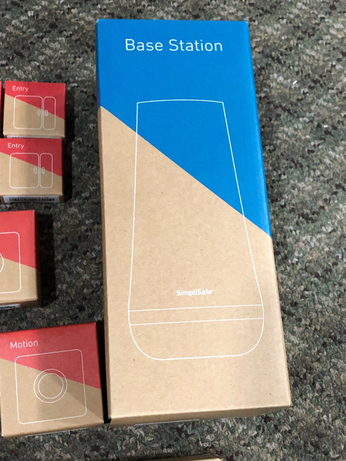 SimpliSafe Base Station, Key Pads, Camera, Motion sensors, Entry, Key Fobs MORE