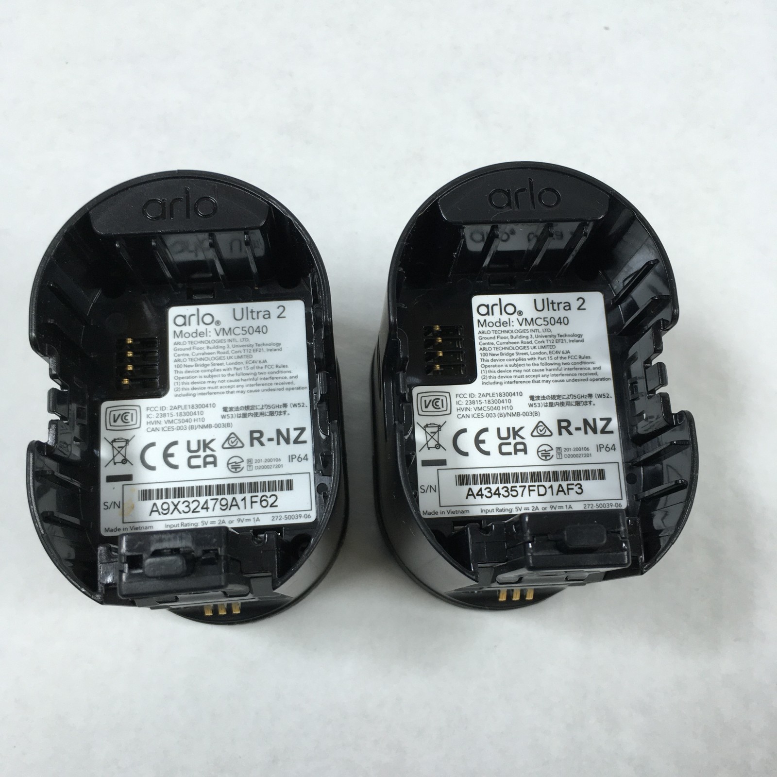 Pack of 2 Arlo Ultra VMC5040 4K Ultra UHD Camera NO Battery/NO Housing (Accept.)
