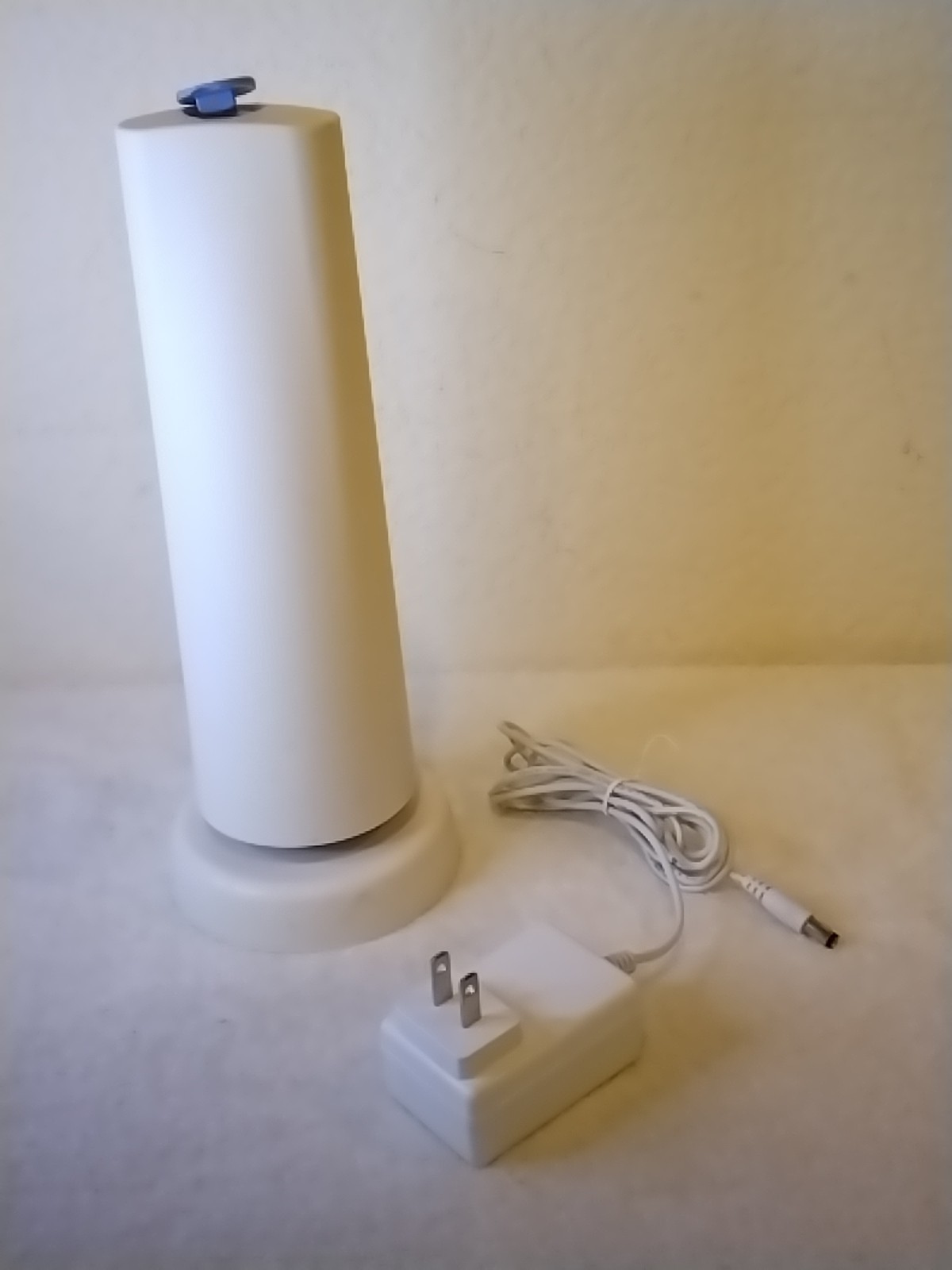 SimpliSafe 1st Gen Base Station [BS2000] with Power Adapter