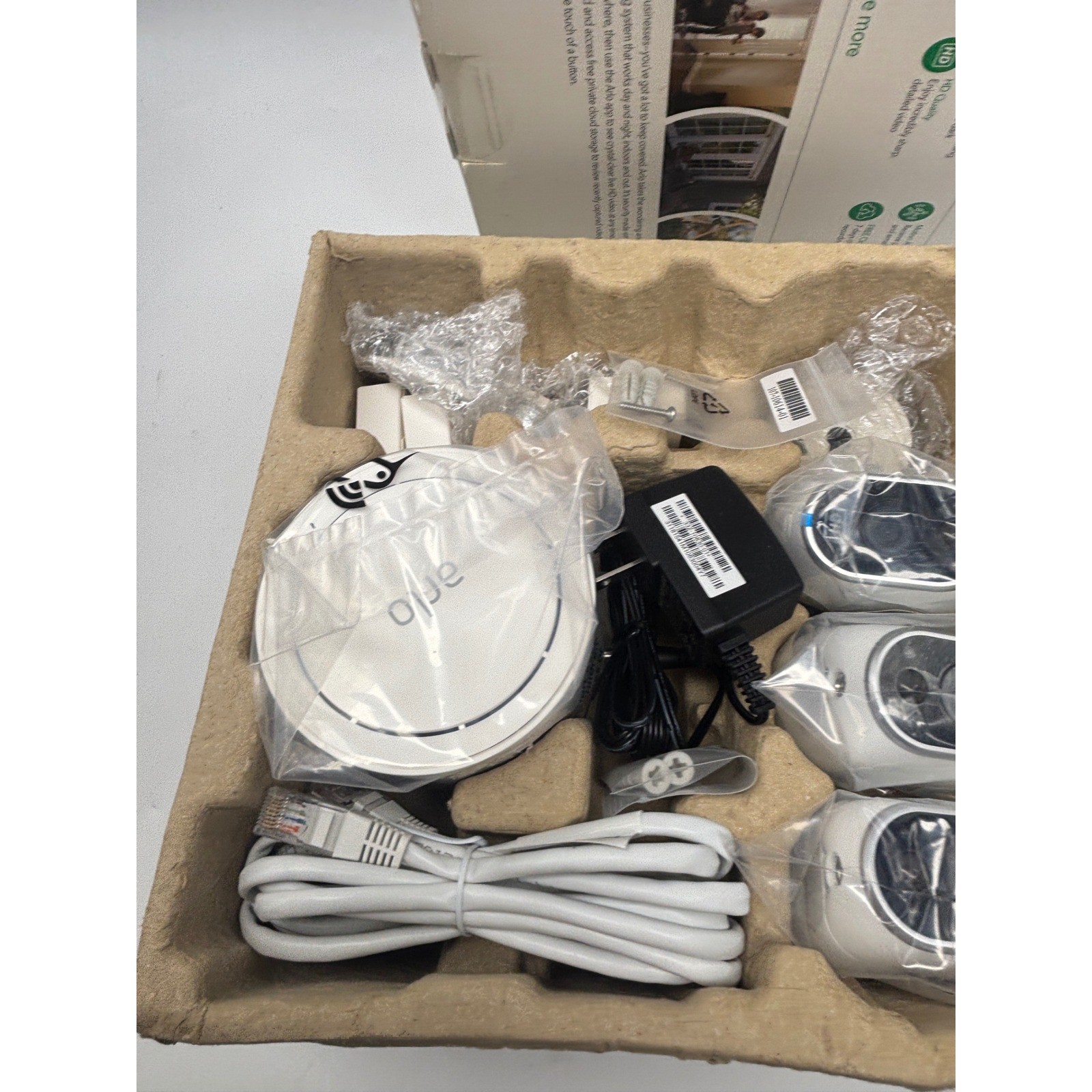 Netgear Arlo 3 Wire-Free HD Security Camera System VMS3330 Night Vision White