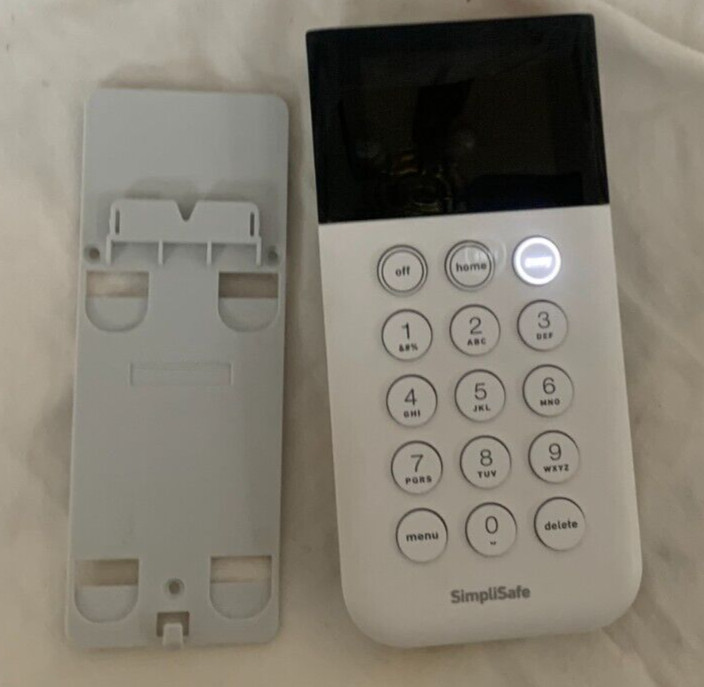 SimpliSafe Home Security System Original Wireless Keypad Remote White SSKP3 NICE