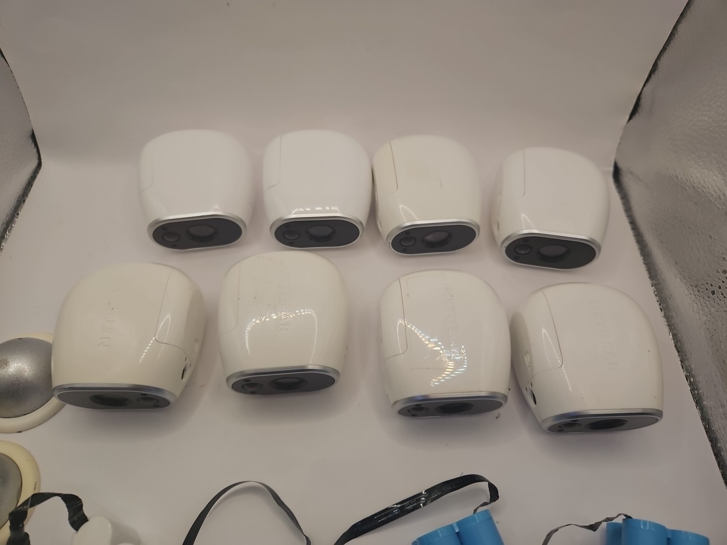 LOT OF 8 Netgear Arlo VMC3030 Wireless Smart Security Cameras w/ 4 batteries