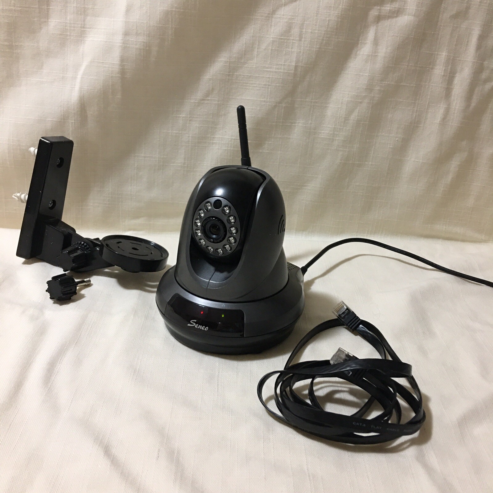 3 SENEO Cloud IP Security Cameras via IPhone Android IPad Thru Wireless or 3G
