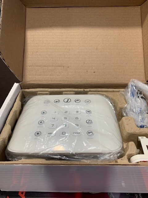 ULTRASYNC INTERLOGIX Self-Contained wireless security Hub ZW-6400(Only keypad)