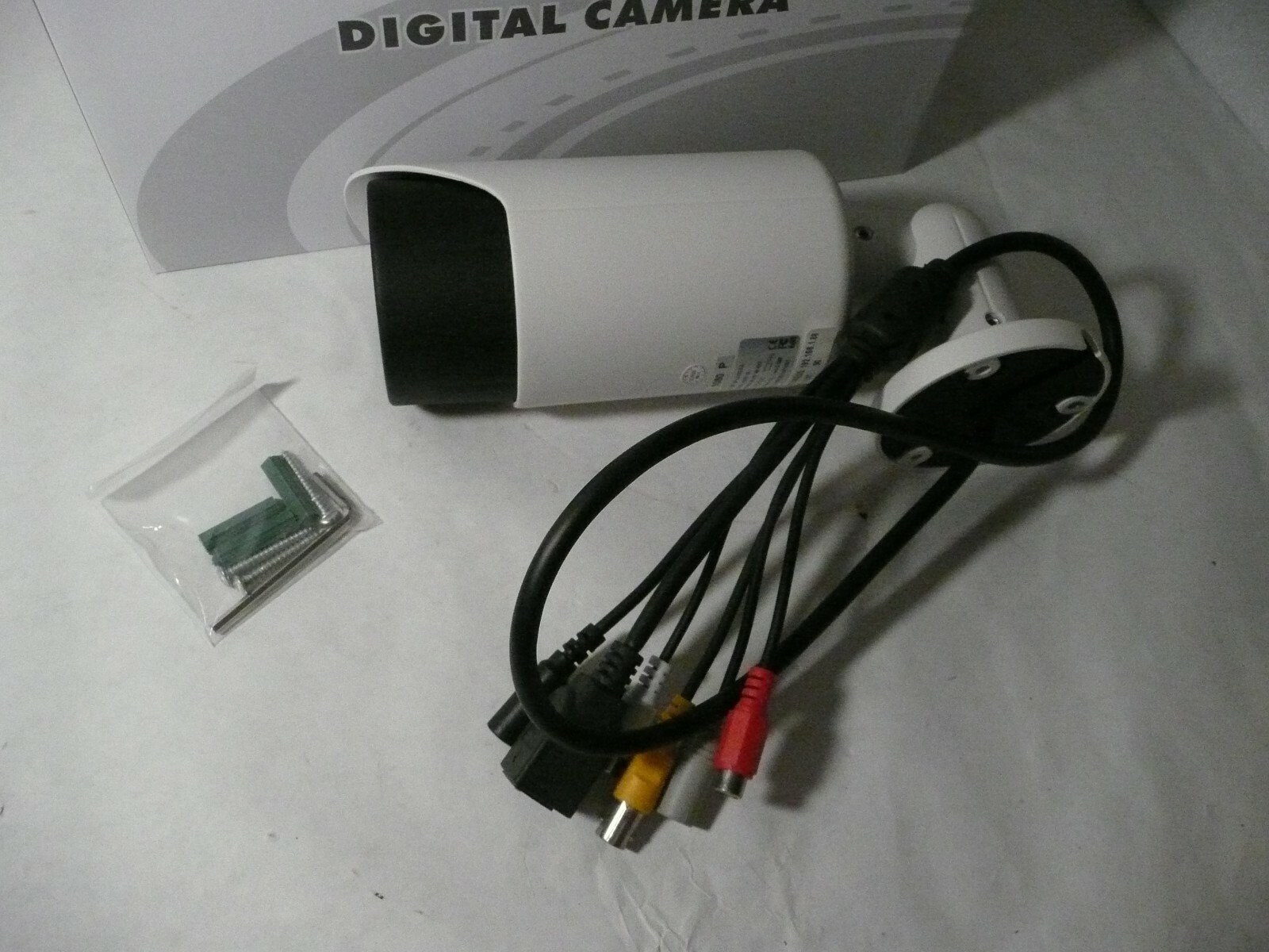 NEW IP597-20 HD 1080P SECURITY BULLET CAMERA 2.0MP REALTIME IP DC12V F=2.8-11mm