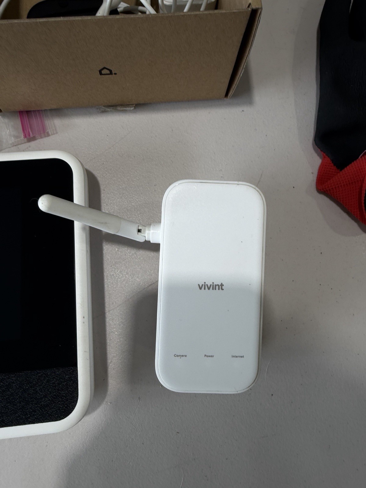 Vivint Indoor Camera Pro Wi-Fi Smart Security System with Monitor & Accessories