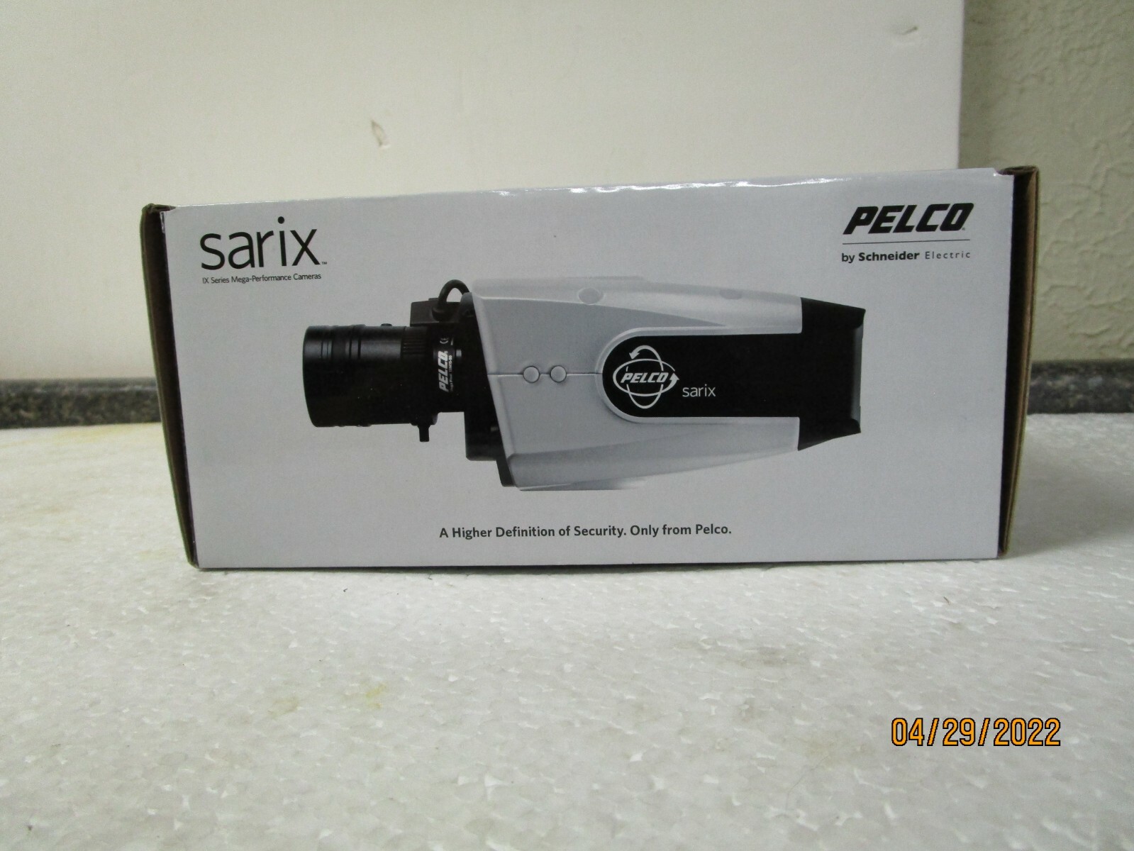 Pelco by Schneider Sarix IX Day/Night Network Camera IX-BASE