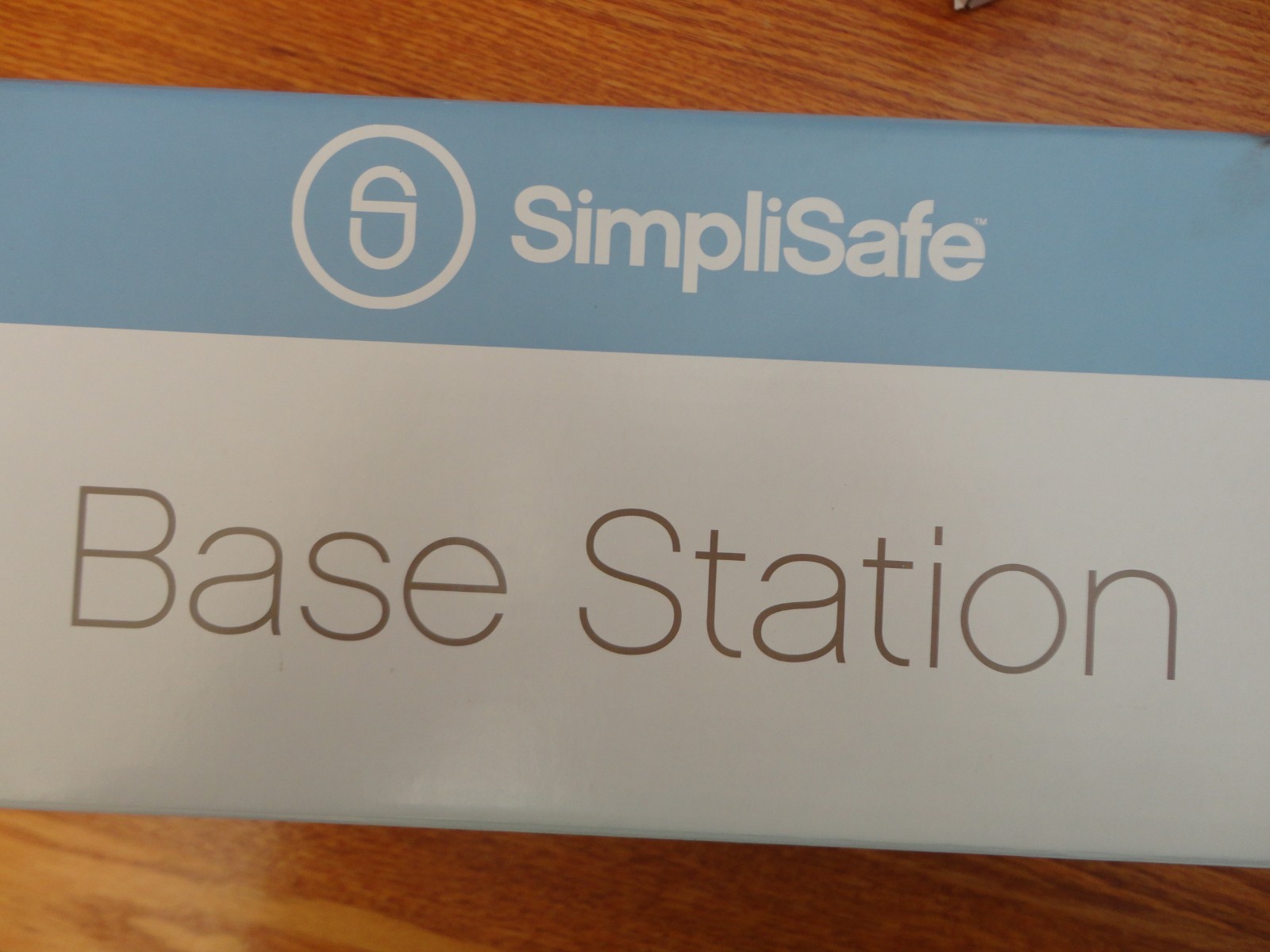 NEW SimpliSafe Wireless Home Security System Set Model SSCS2 – 17 Piece Lot