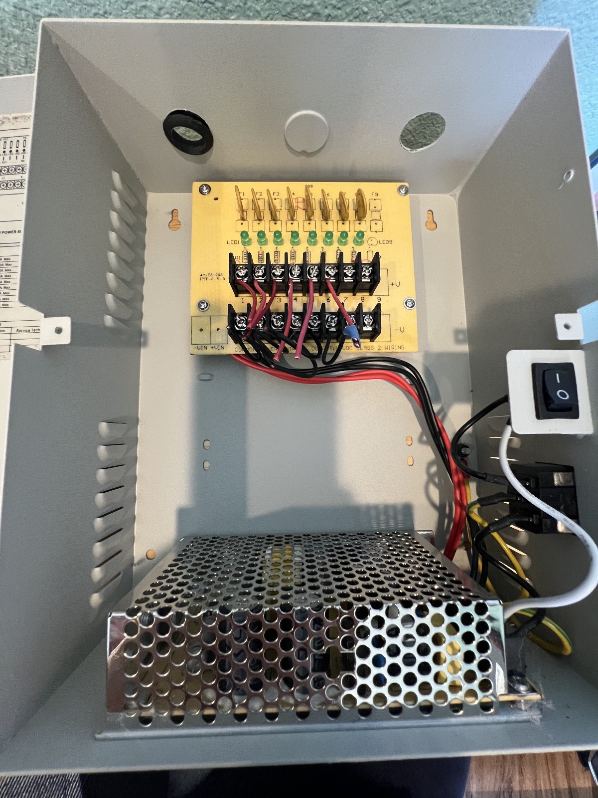 Used DVR Home Camera System with power source. Still functions, good for parts.
