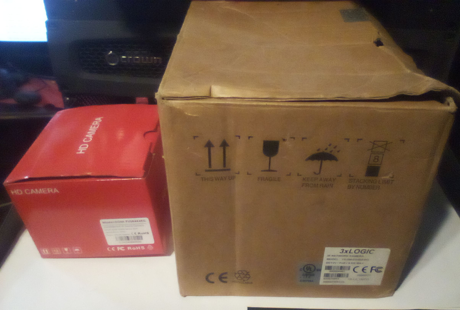 (7) SONY/ 3 LOGIC NETWORK SECURITY CAMERAS LOT