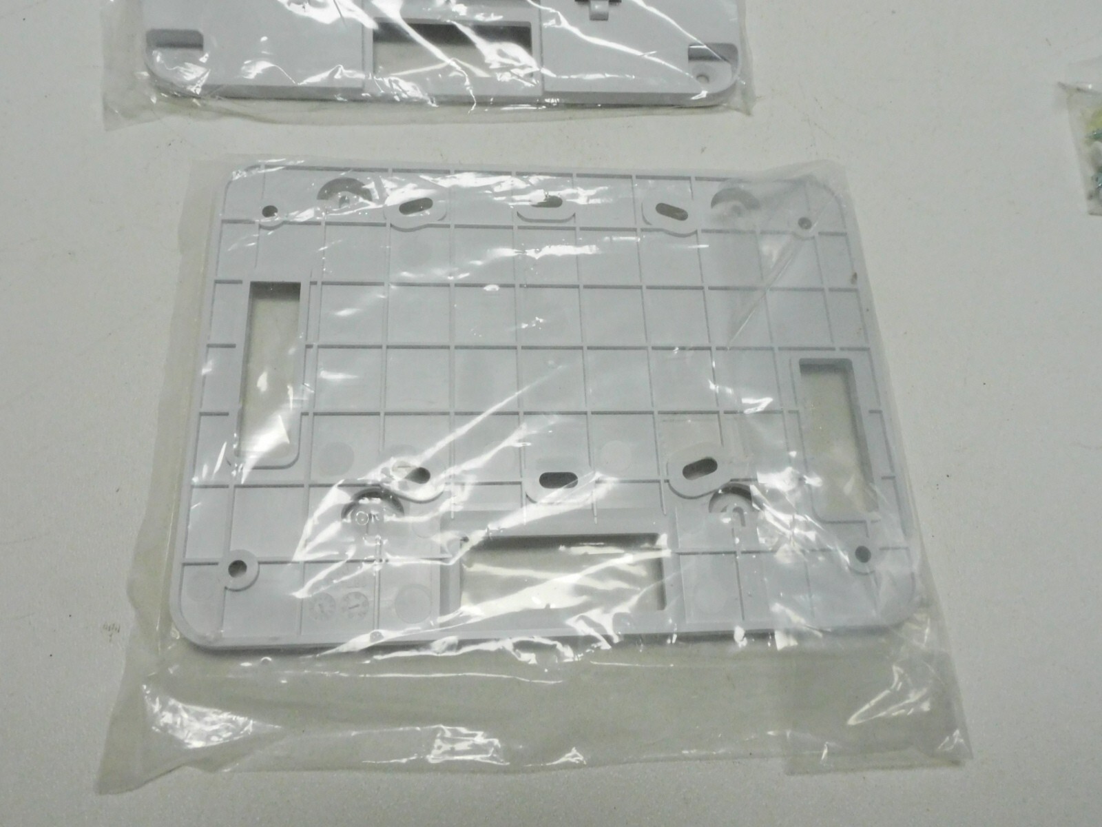 AT&T 42297 Burglar Alarm Keypad Adapter Control Unit SW-ATT-PAD2W Digital Life