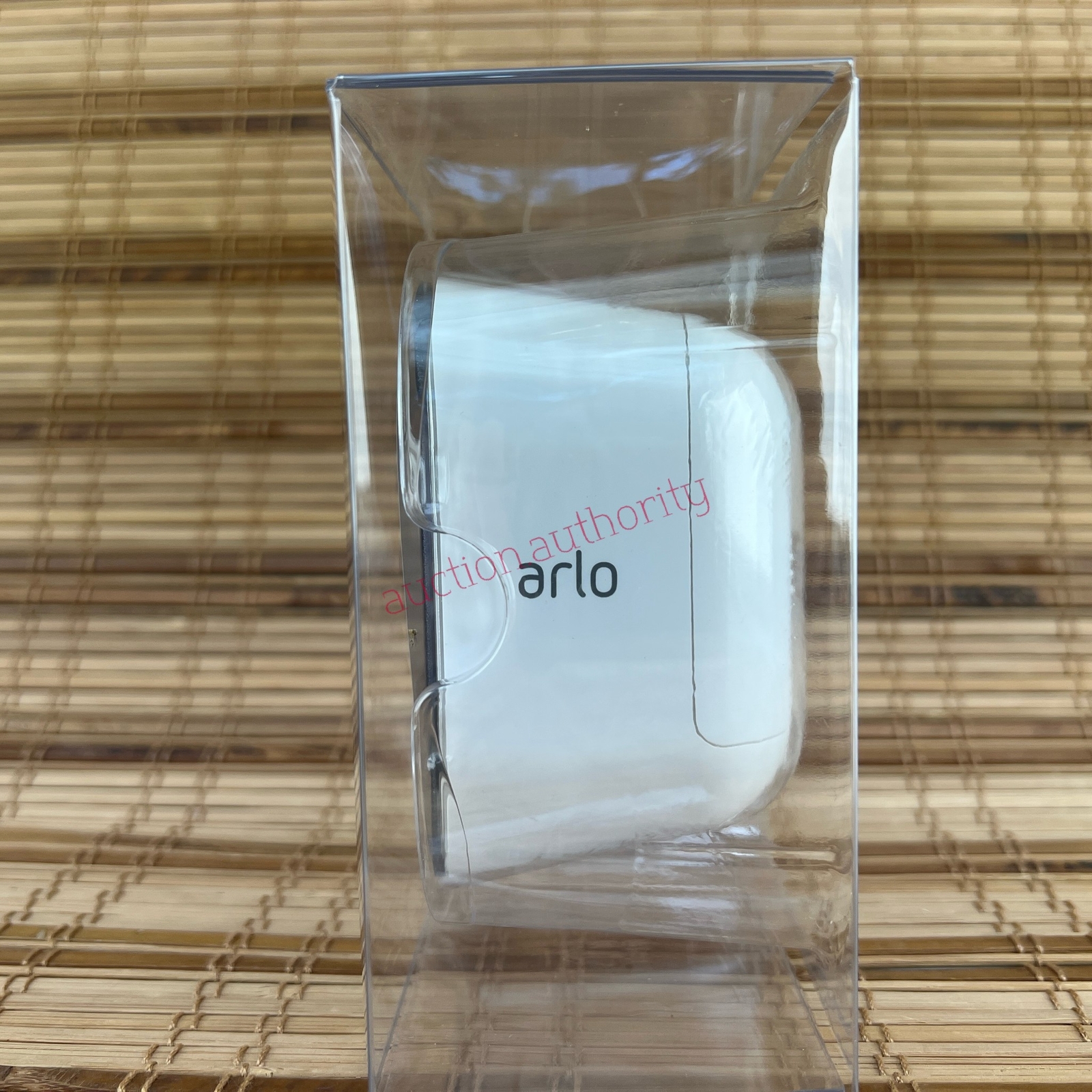 New Arlo Add-On Home Security Light Netgear Smart Pro NO BRIDGE/BATTERY ALS1101