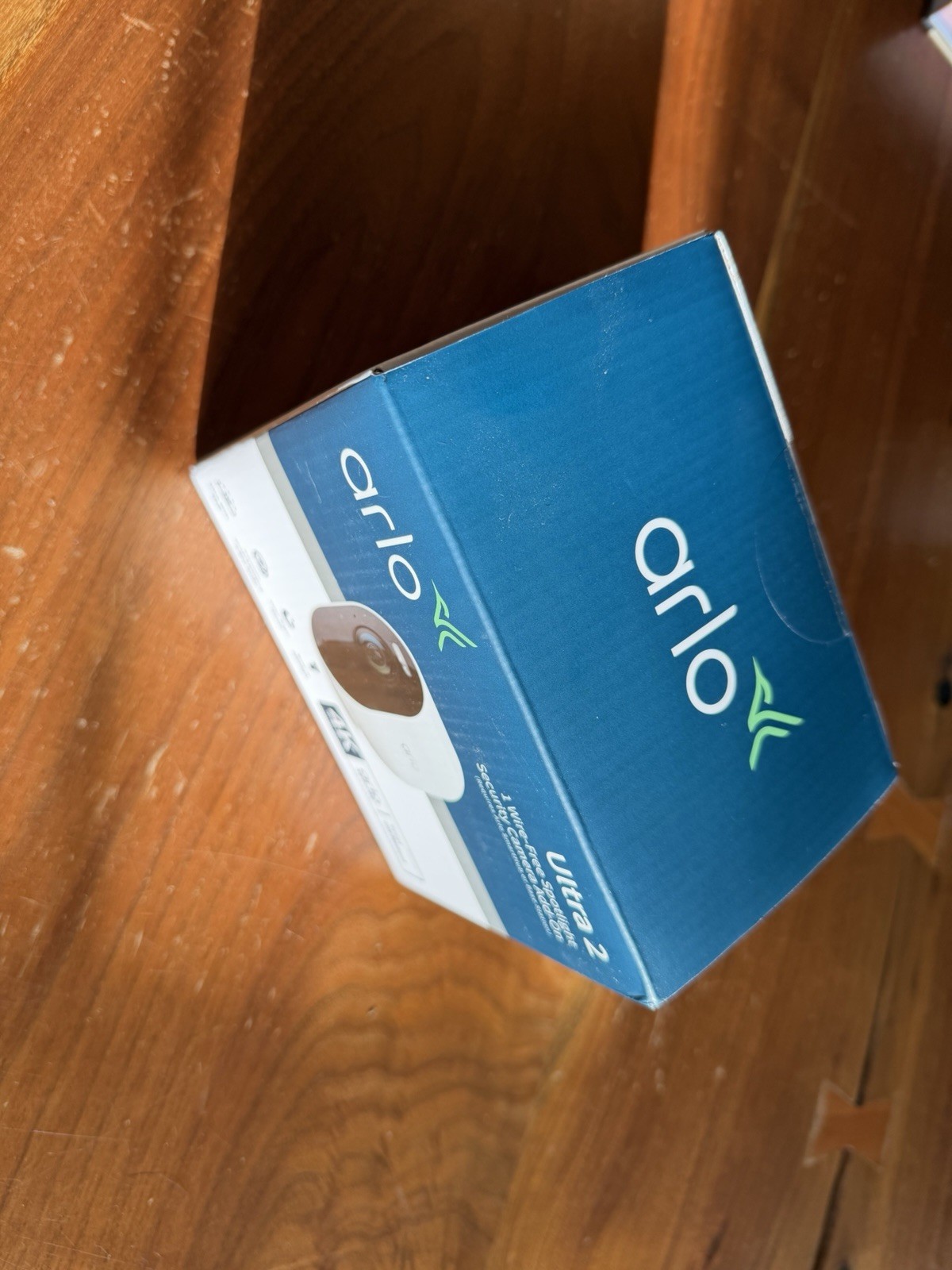 NEW IN BOX: Arlo Ultra 2 4K UHD VMC5040-200NAS