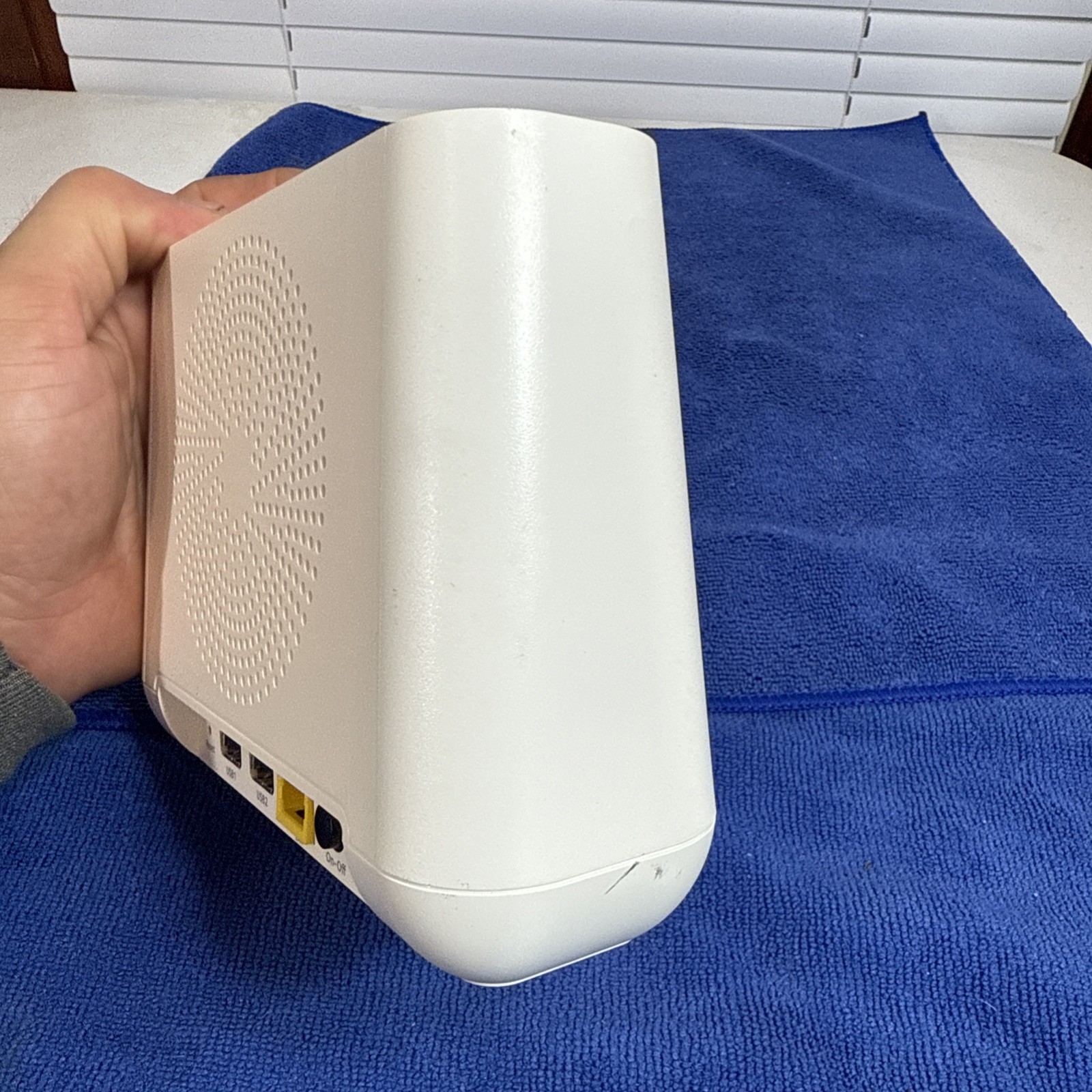 NetGear Arlo Pro VMB4000 Wireless Security Base Station – SOLD AS IS / UNTESTED