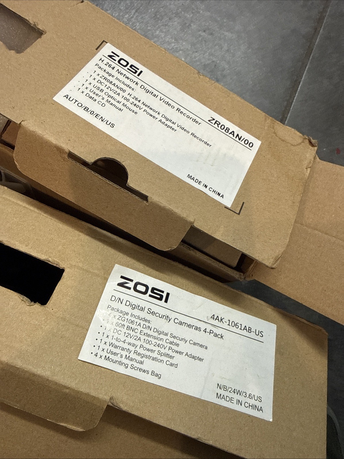 ZOSI 4AK-2112B-BS-US Digital Security Camera System 4-Pack W/ Base DVR ZR08AN/00