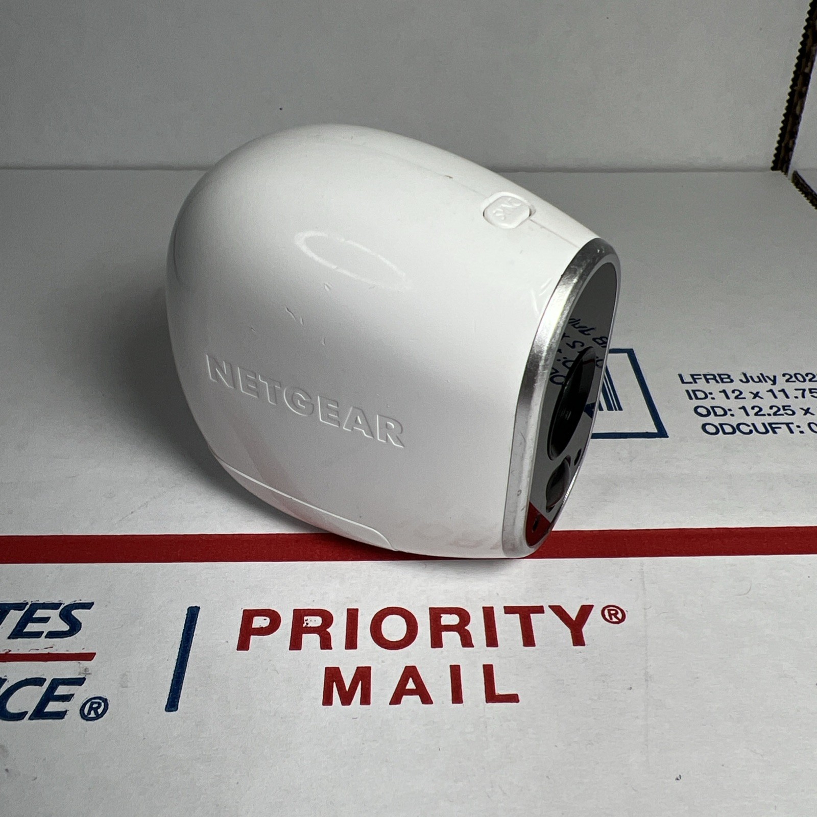 Netgear Arlo VMC3030 HD Indoor / Outdoor Camera, NO BATT – SAME DAY – WARRANTY