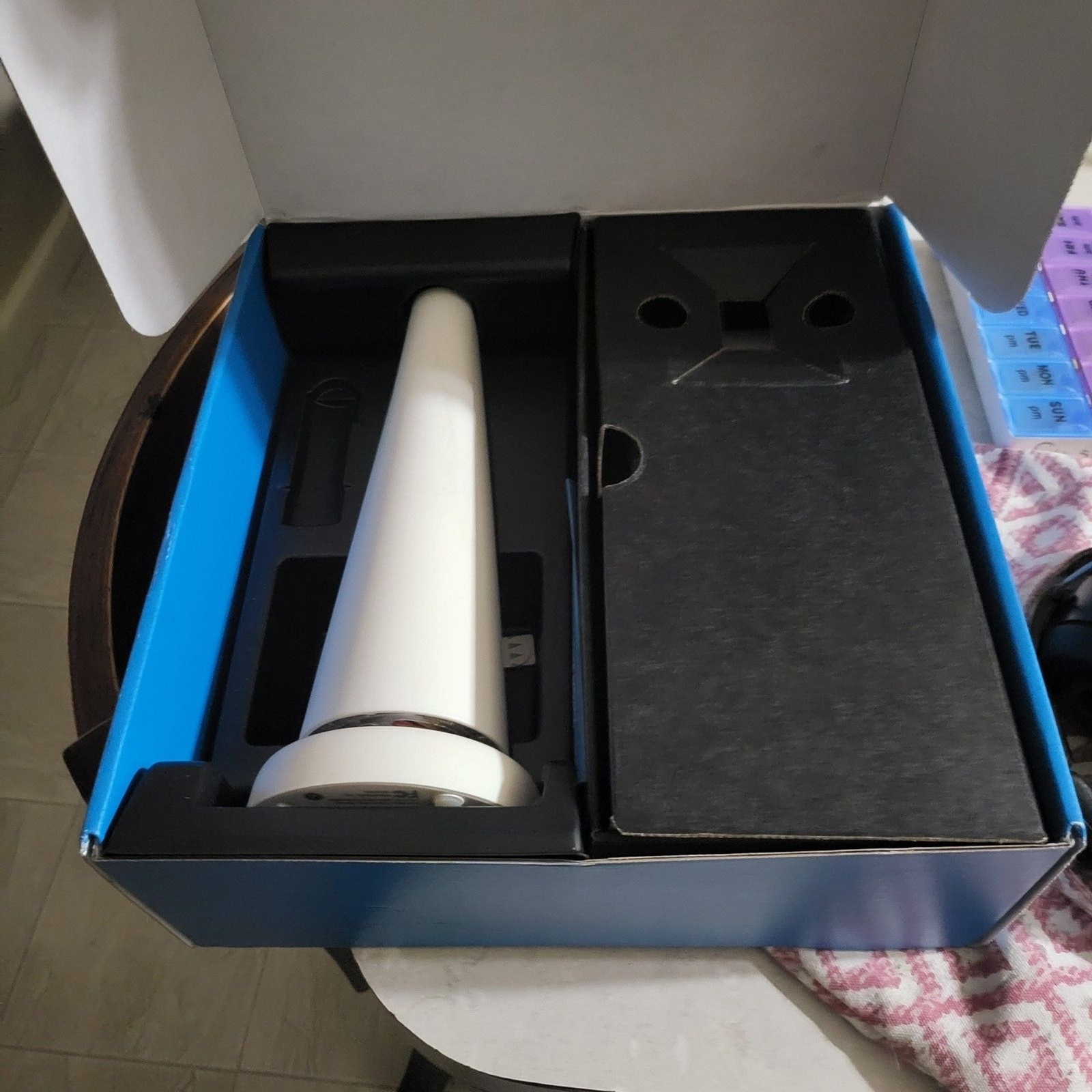 SimplySafe system 6 Pieces open box