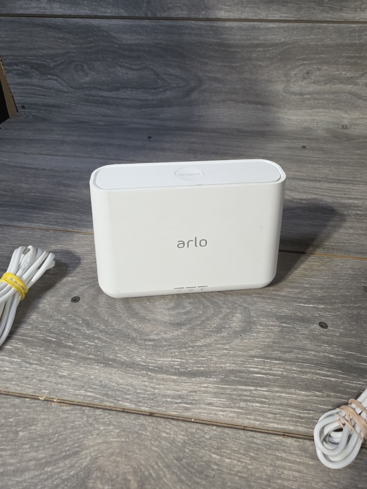 NetGear Arlo Pro VMB4000 Wireless Security Camera Base Station w/ Power Adapter