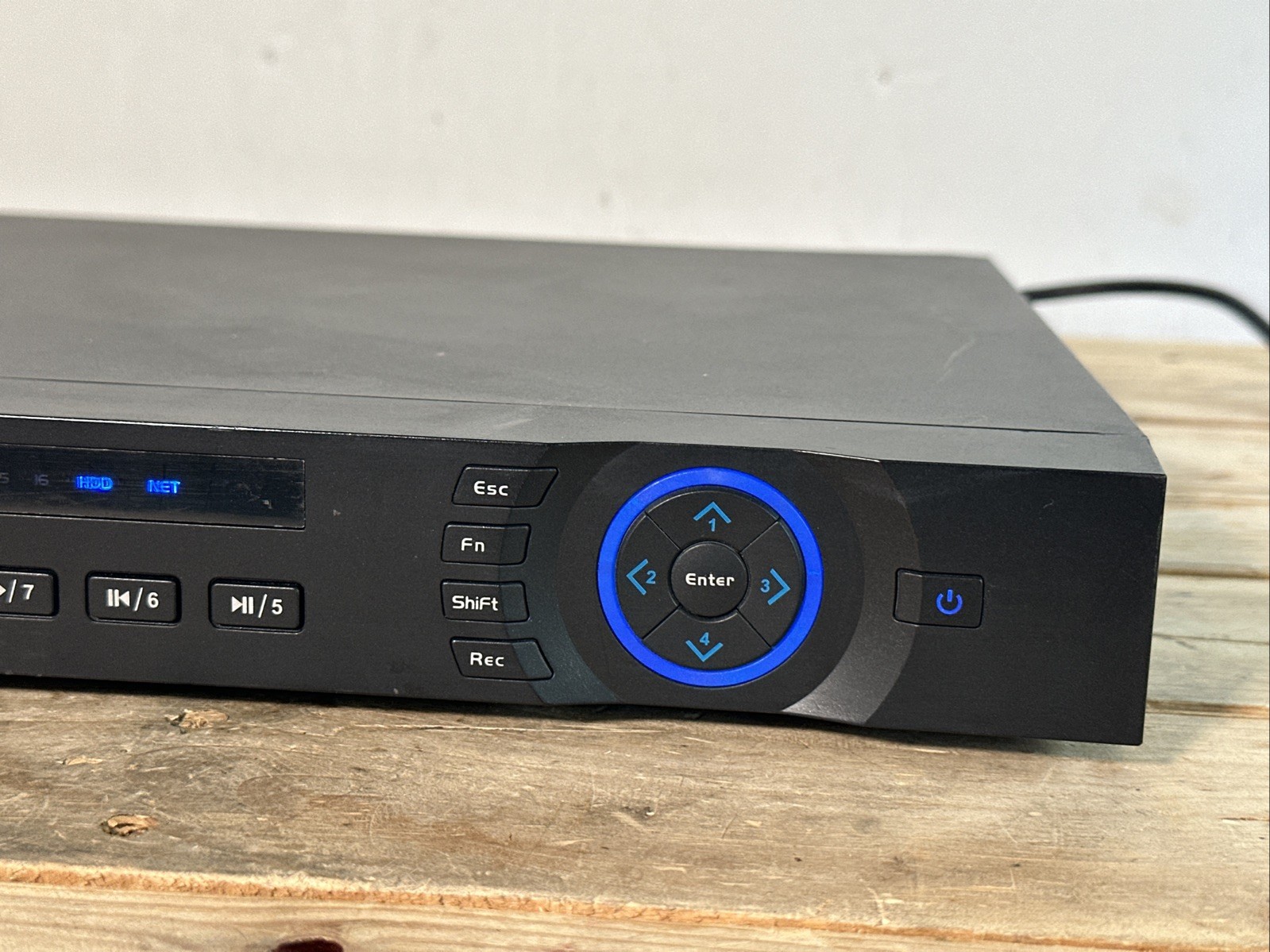 Network Video Recorder NVR4208-8P-ADT-4 | 4TB HD *NEEDS PASSWORD*