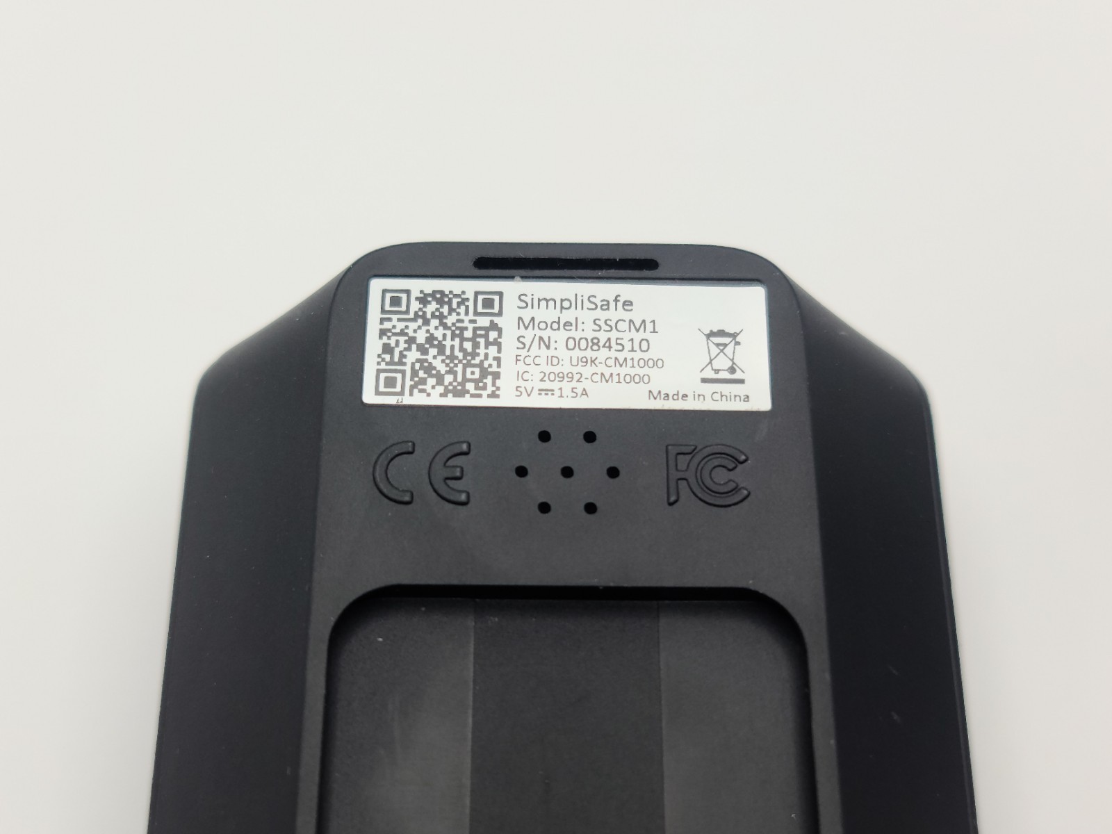 SimpliSafe SimpliCam SSCM1 Indoor Security Camera Cable & Mount Black – USED