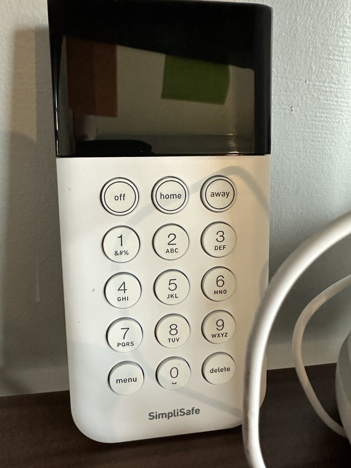 Simplisafe Security System – Keypad, (2) Motion Dectors, Camera and Door Sensor