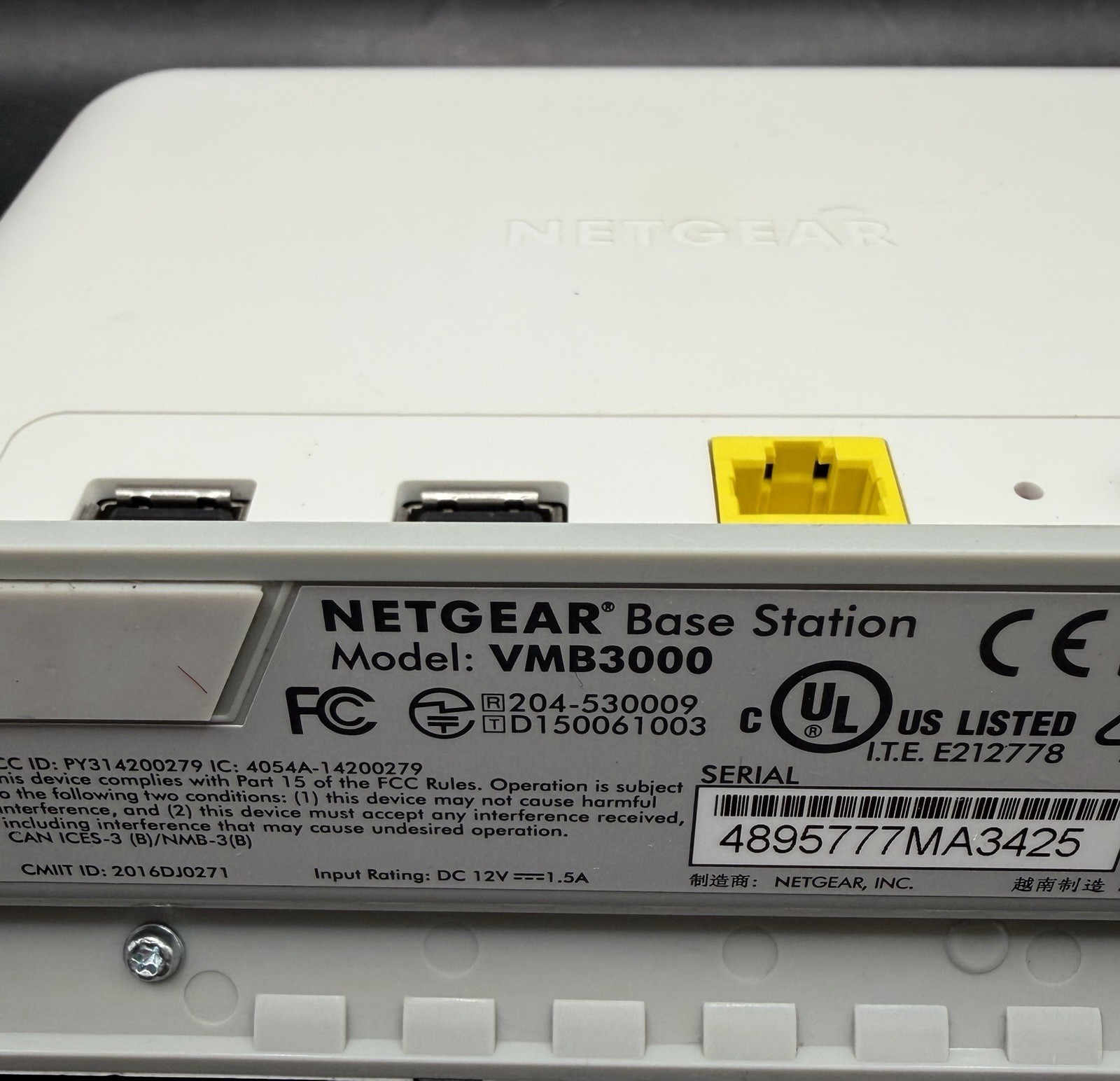 NETGEAR VMB3000 Arlo Base Station with Power Adapter