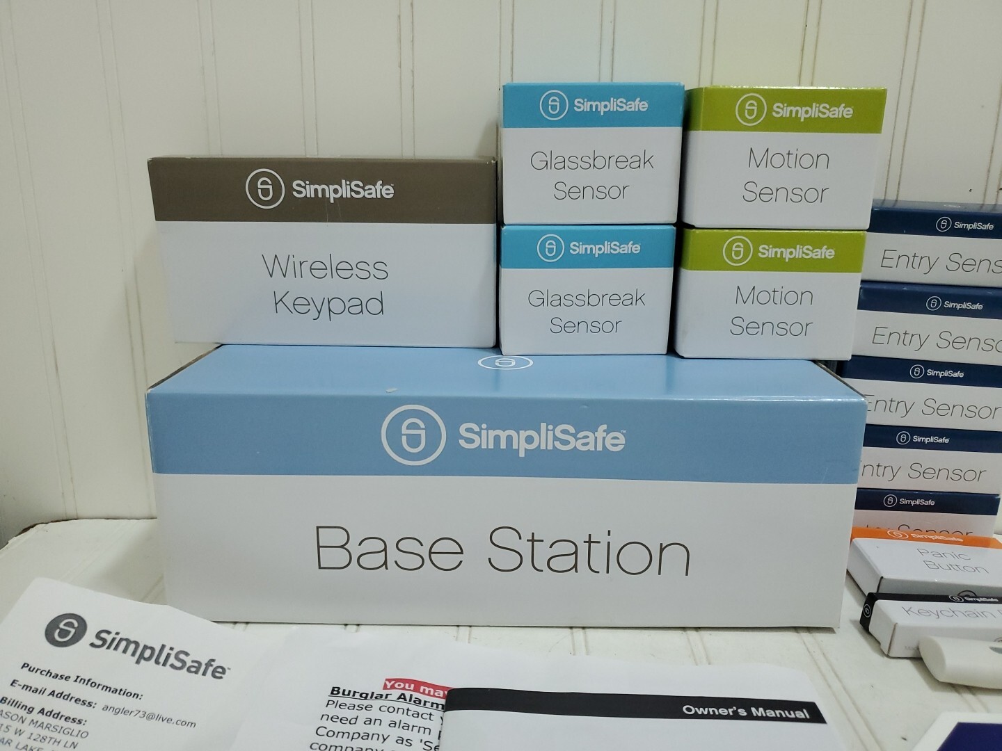 SimpliSafe Wireless 1st Generation Home Security Alarm System 14 Piece Bundle