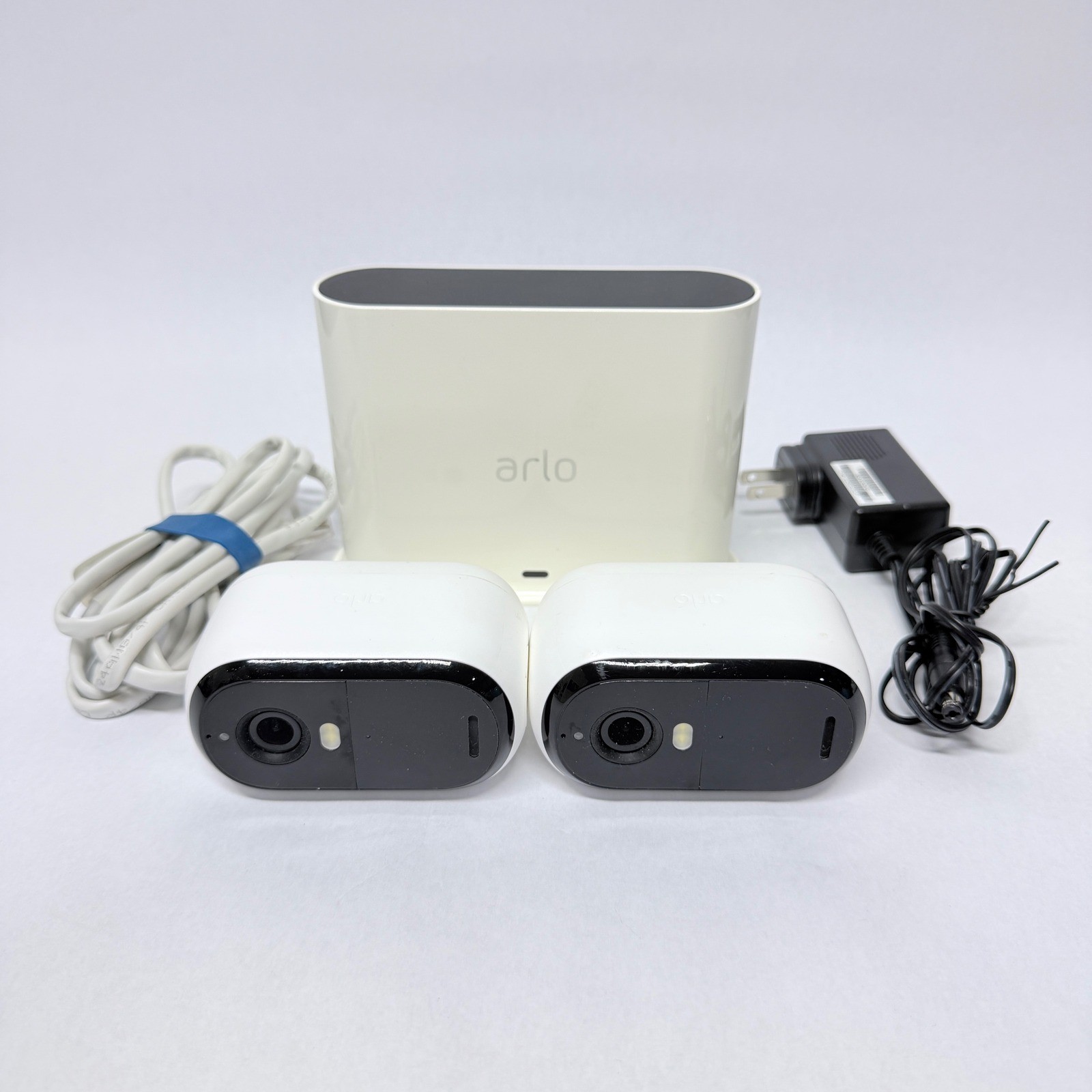 Arlo VMB4500 Base Station Working + 2x VMC2050 Cameras For Parts Repair Bundle
