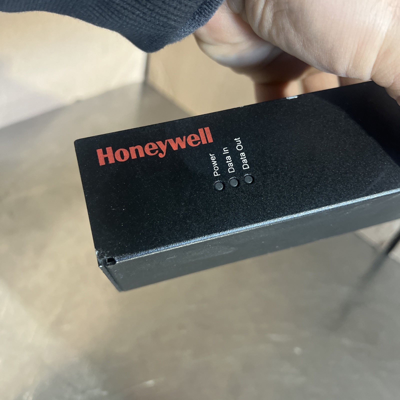 HONEYWELL HDCD8TP 8 PORT CODE BI-DIRECTIONAL DISTRIBUTION UNIT Used Surplus