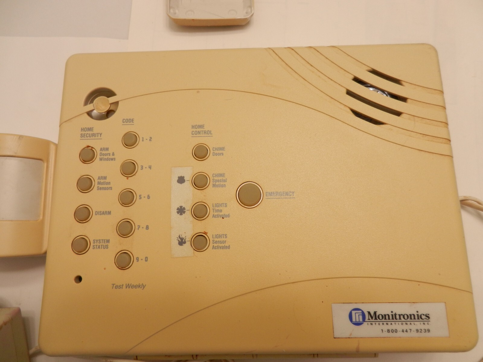 Monitronics Branded complete security system W/ 1 Door 1 Motion