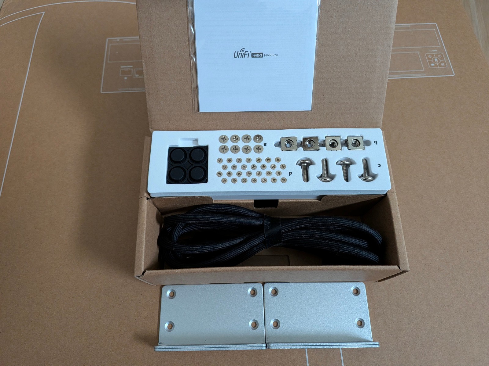 Ubiquiti Networks – UniFi UNVR-Pro Video Recorder