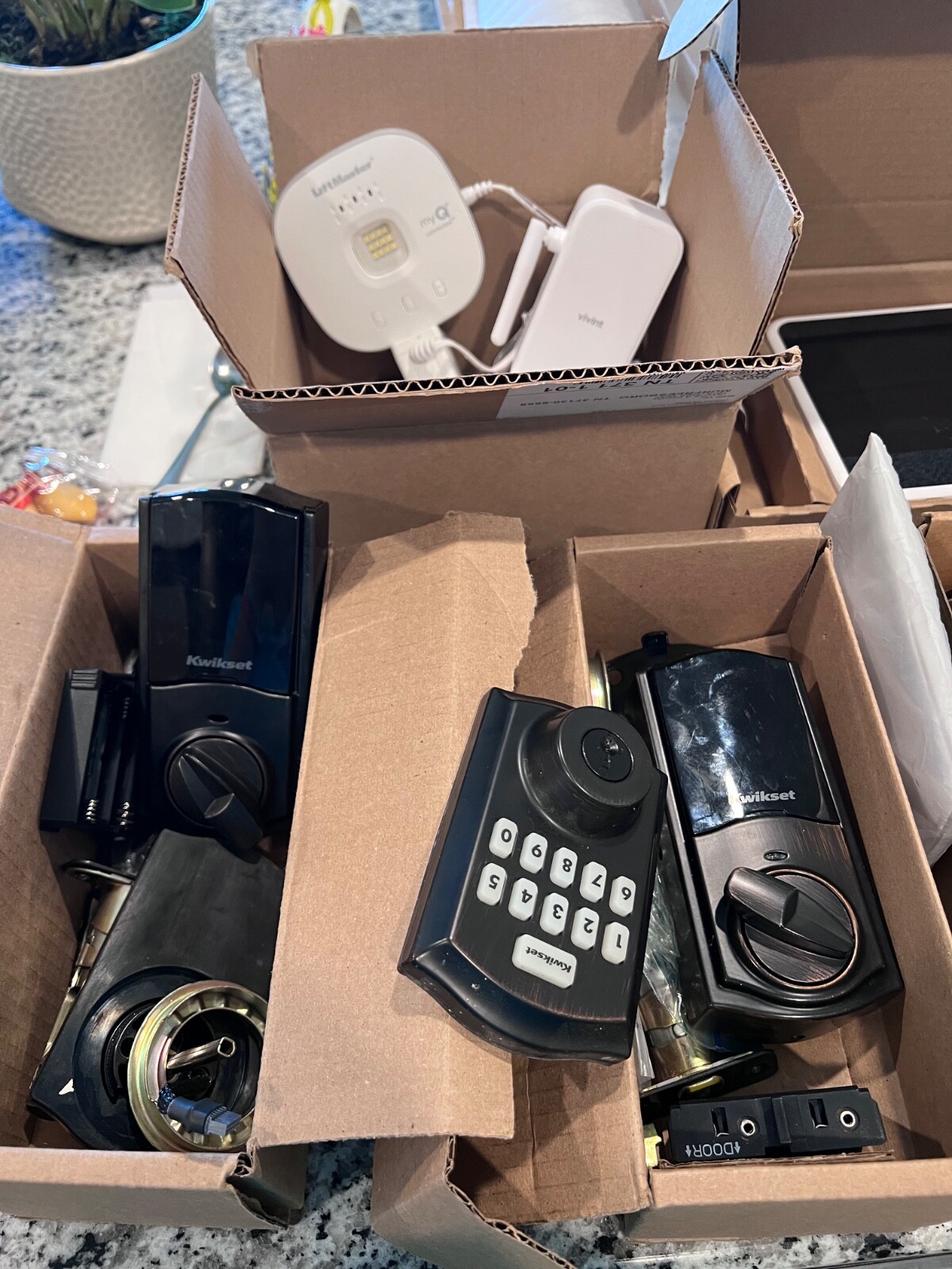 Vivint home security equipment, barely used