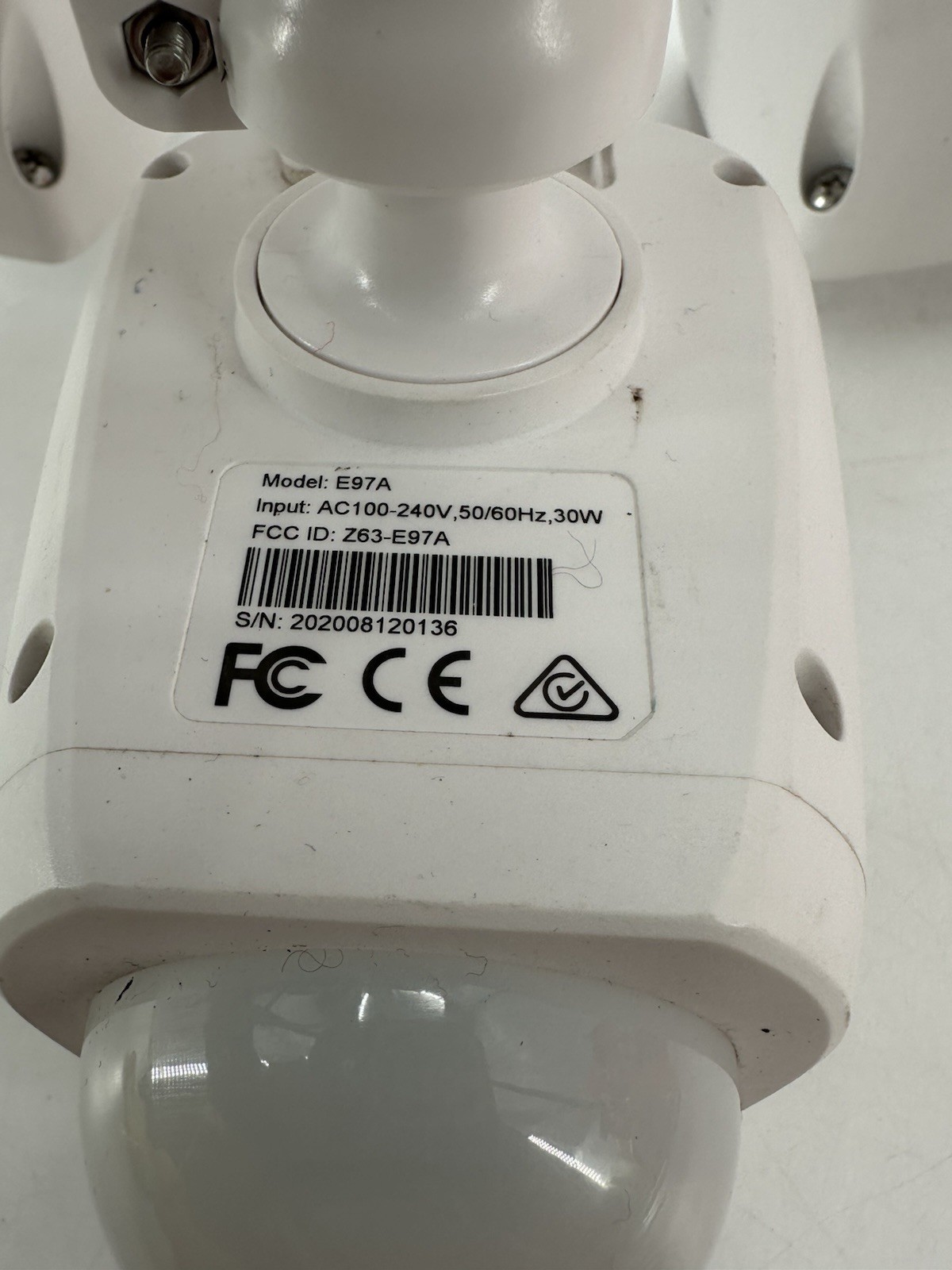 AWOW Smart WiFi Floodlight Camera, Android/iOS 2500 Lumens (E97A)