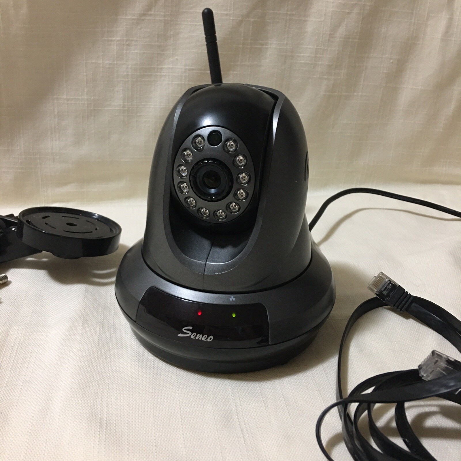 3 SENEO Cloud IP Security Cameras via IPhone Android IPad Thru Wireless or 3G