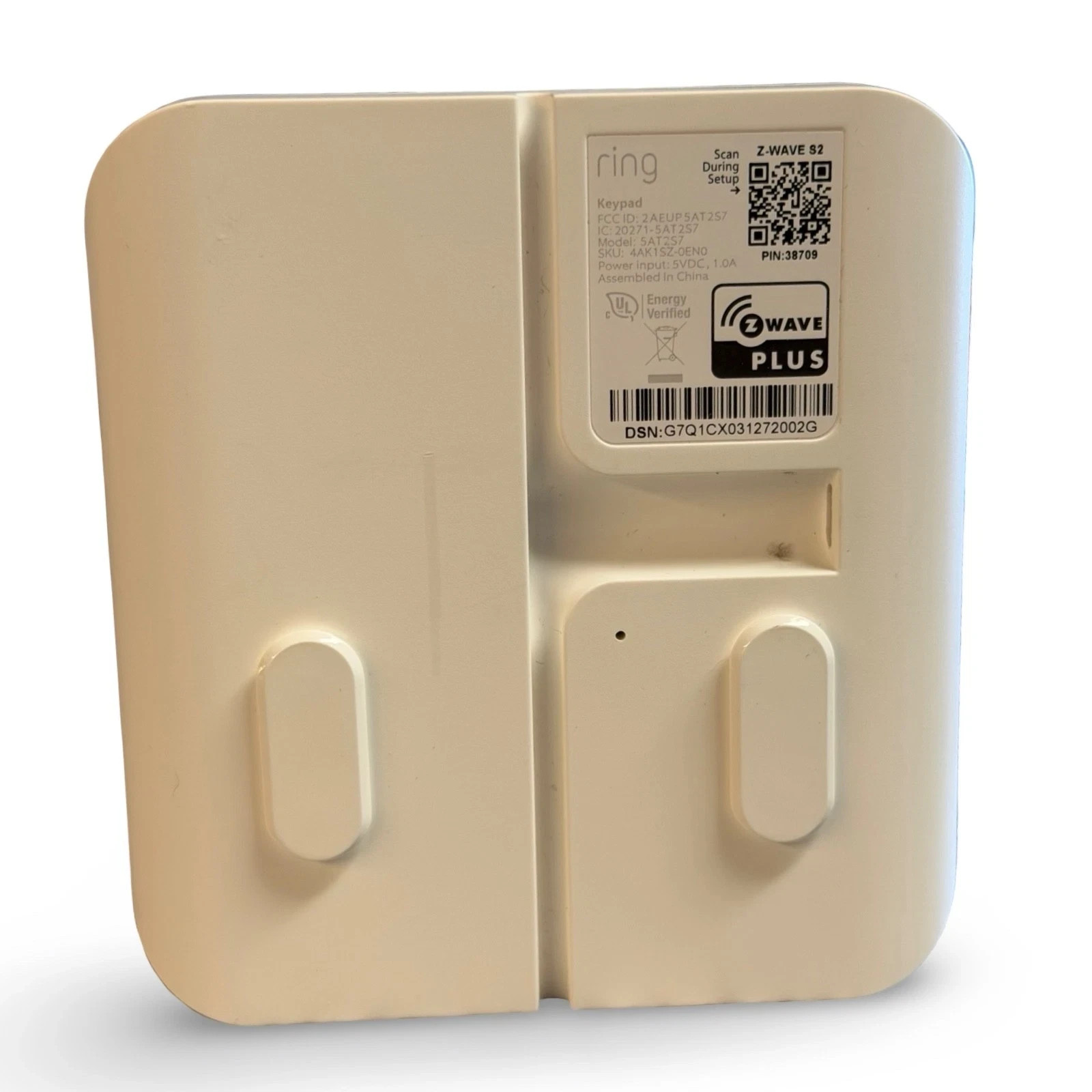 Ring Alarm Keypad 2nd Gen 5AT2S7 White – Open Box – NO CHARGER