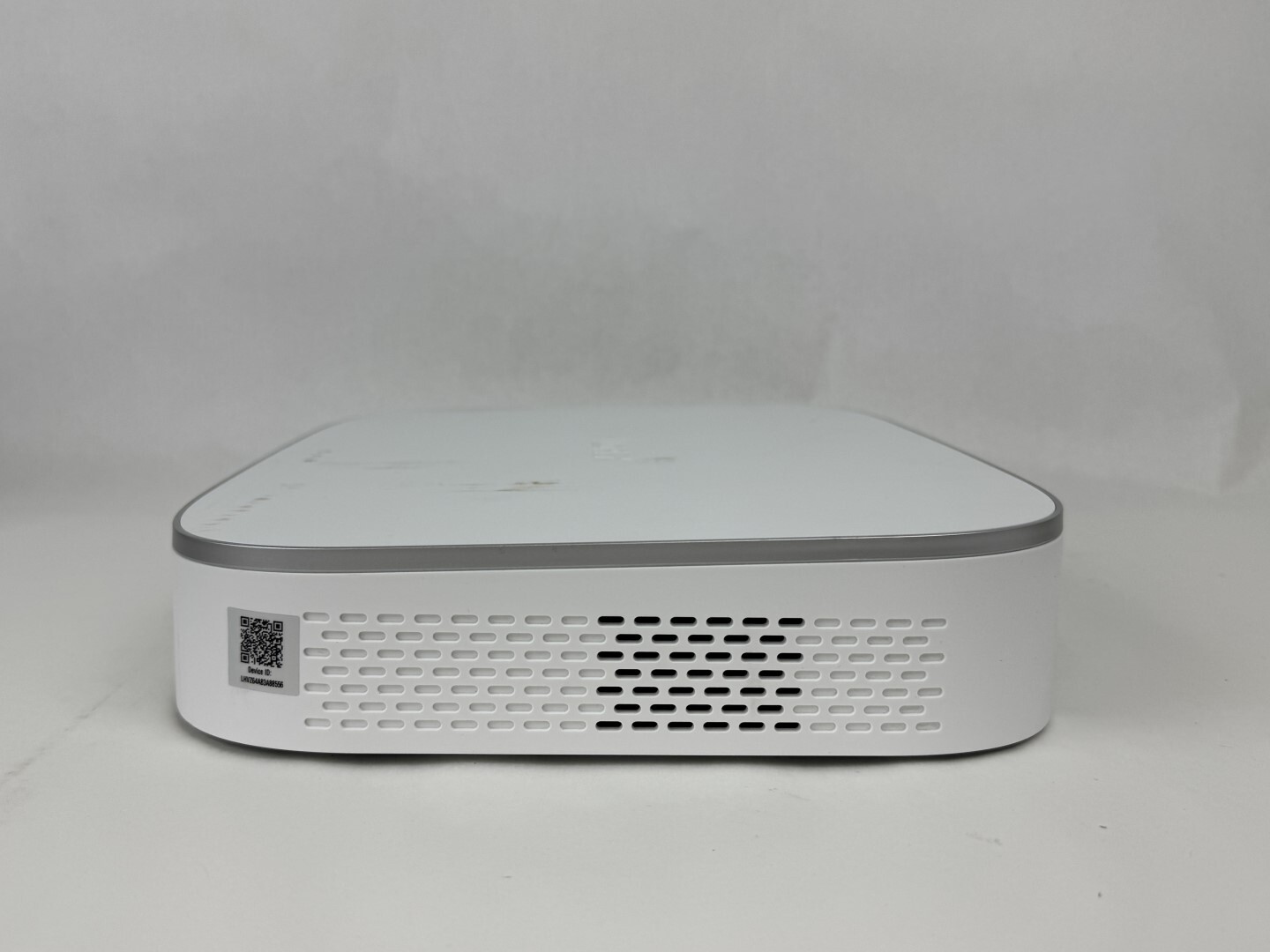 Lorex 8-Ch 8 Cameras D861A82-8DA8E Wired 4K UHD 2TB DVR – U