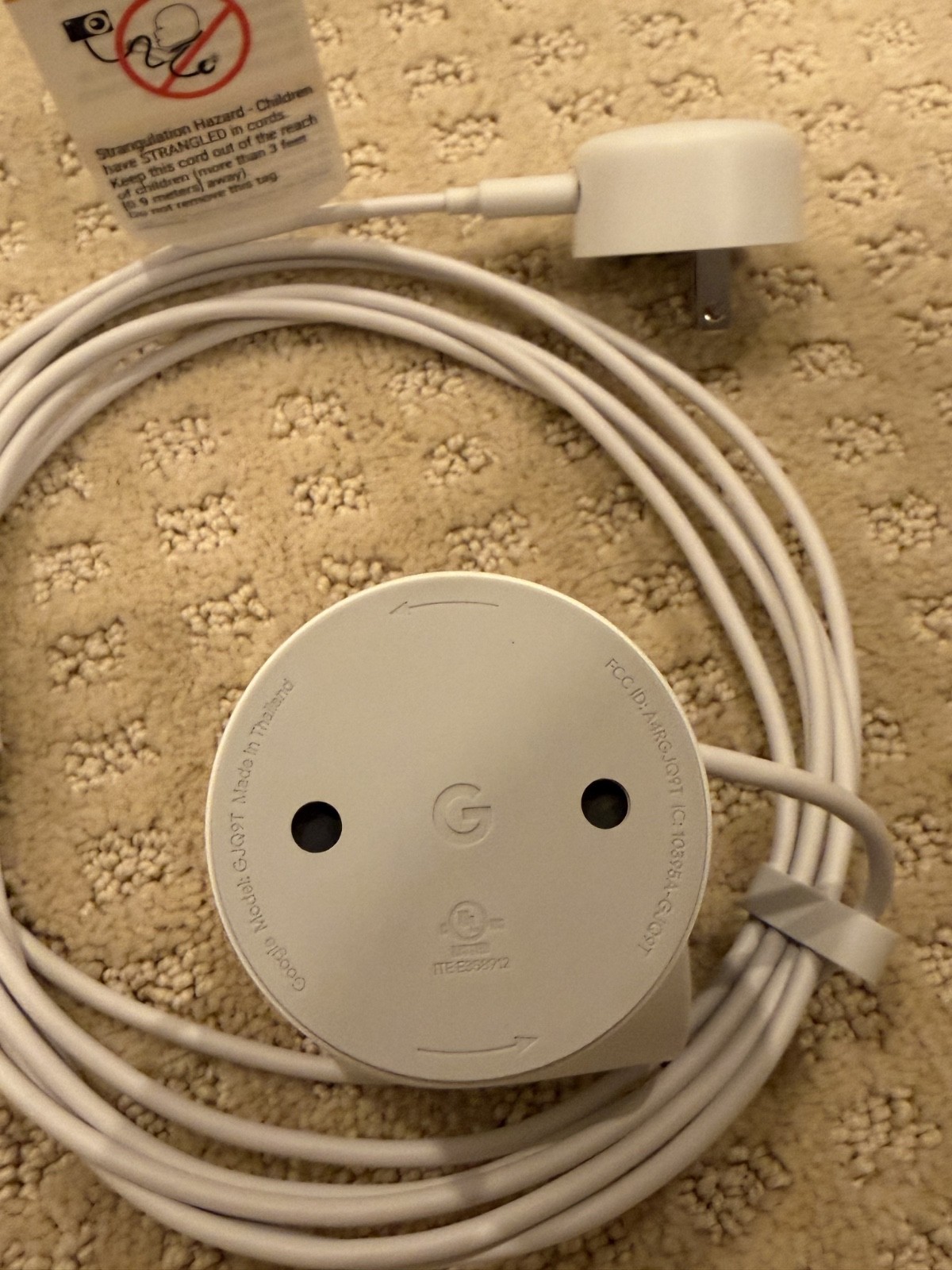 Google Nest Security Cam Indoor 1080p Wired 2nd Generation (White Snow) GJQ9T