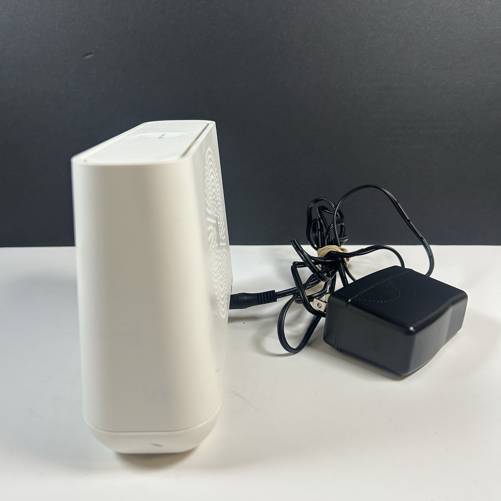 ARLO Pro VMB4000 Base Station Smart Home Security Camera Hub with Power