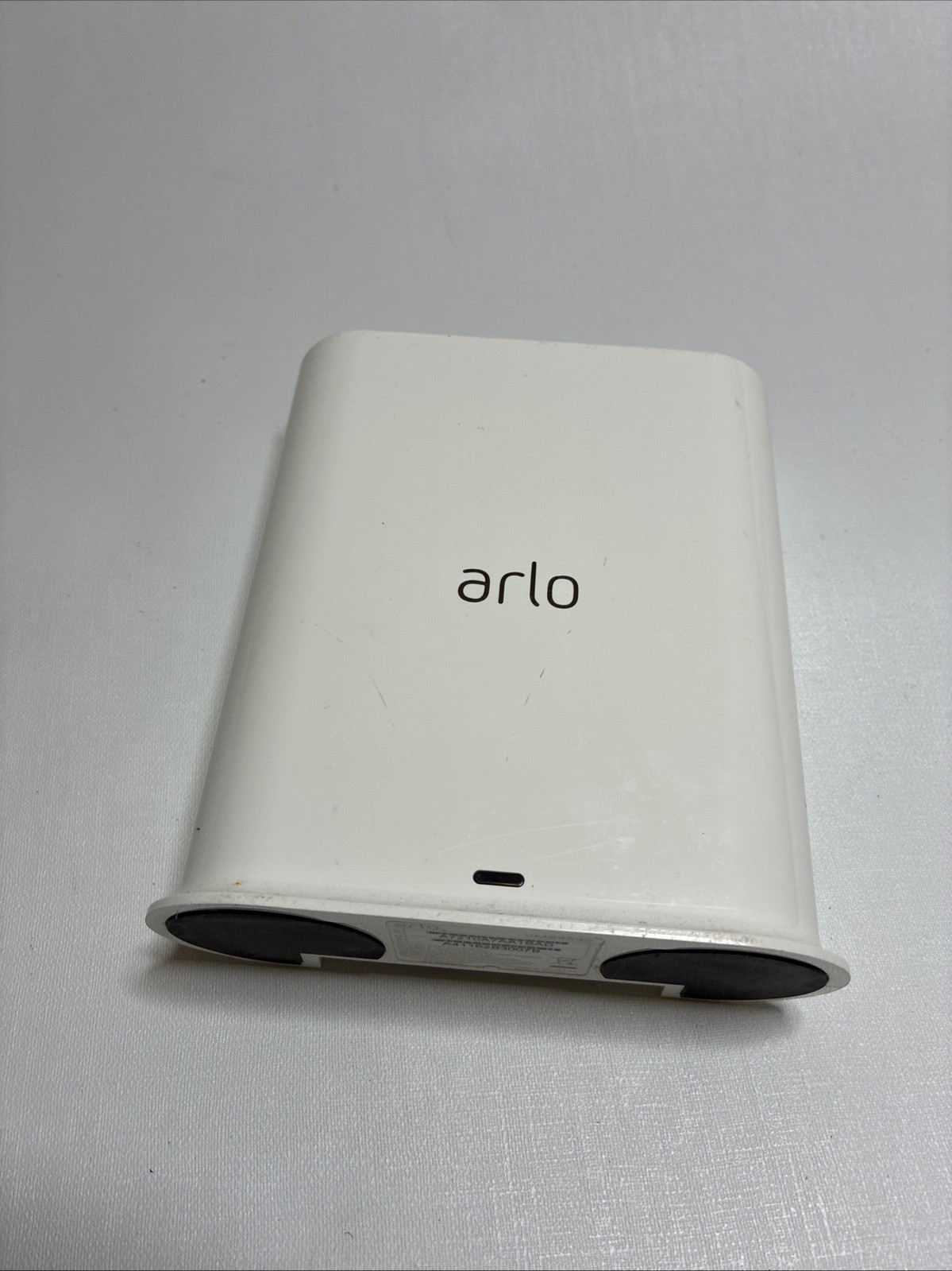 Arlo Pro SmartHub Connects Arlo Cameras to Wi-Fi VMB4540 Device Only No Cord