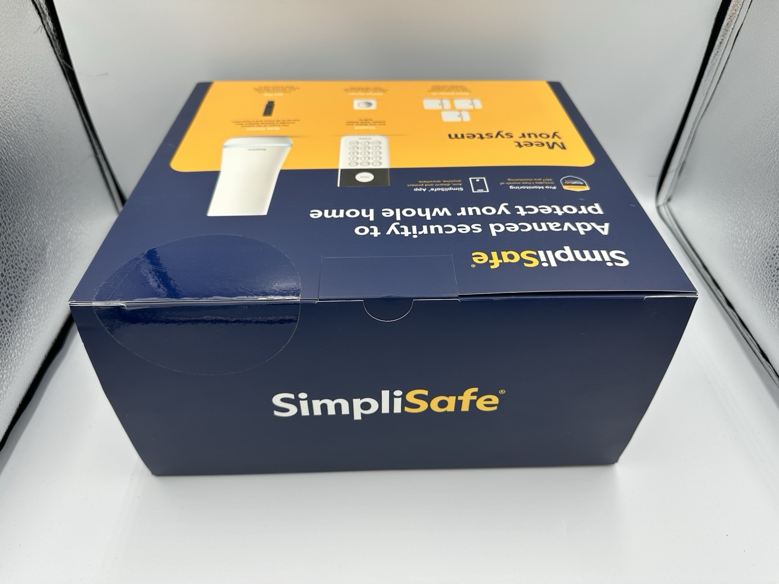 Simplisafe Home Security System 7 Piece Kit – NEWEST MODEL – SEALED IN BOX