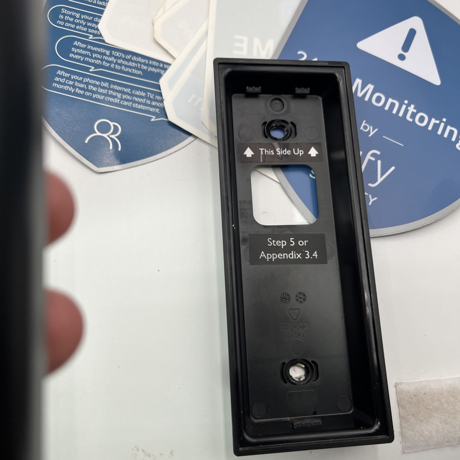 2GIG-EDG-NA 7″ Touchscreen Security Control Panel & Eufy Doorbell Security Plus