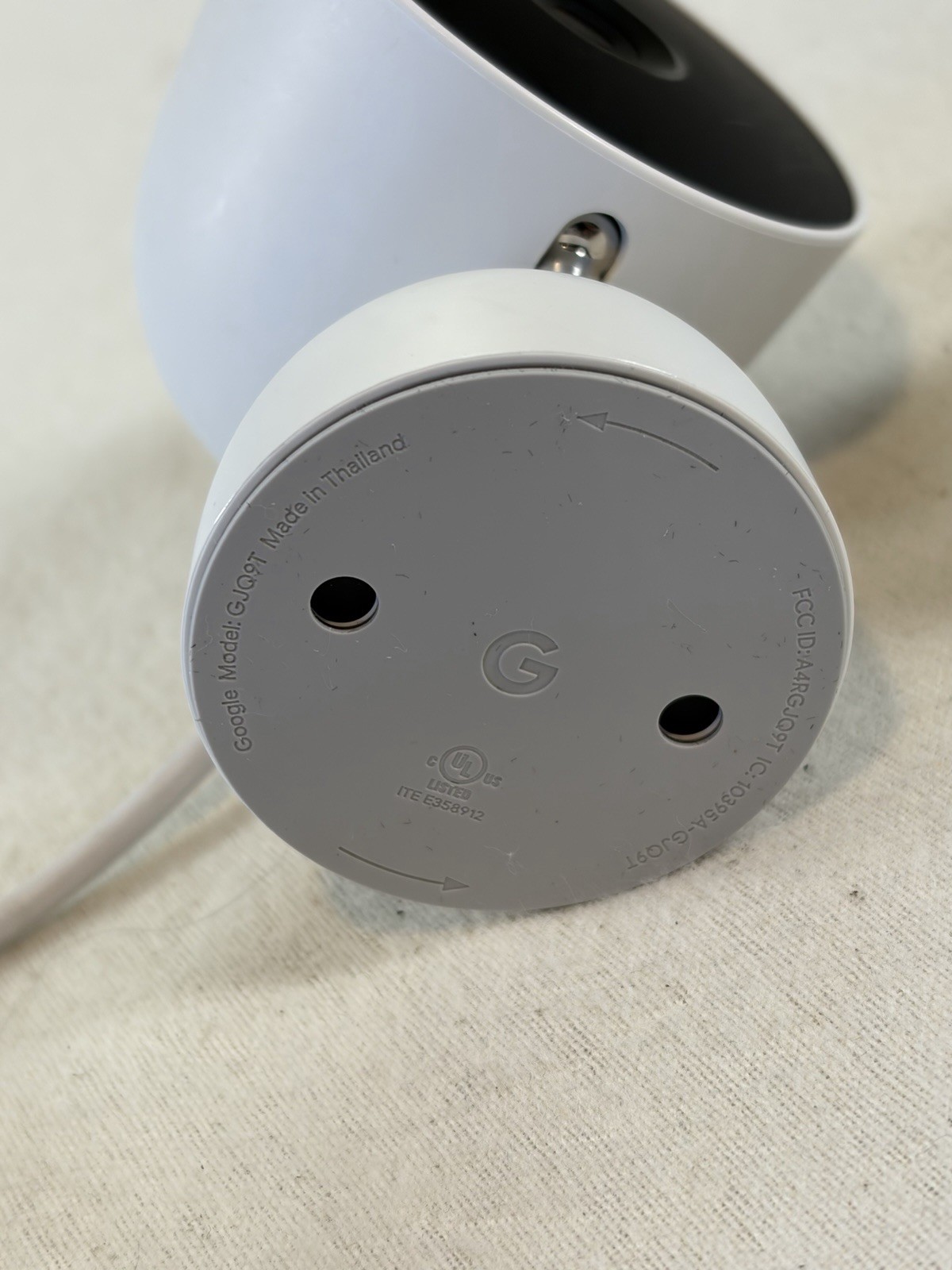Google Nest Security Cam Indoor 1080p Wired 2nd Gen. GJQ9T (White Snow)