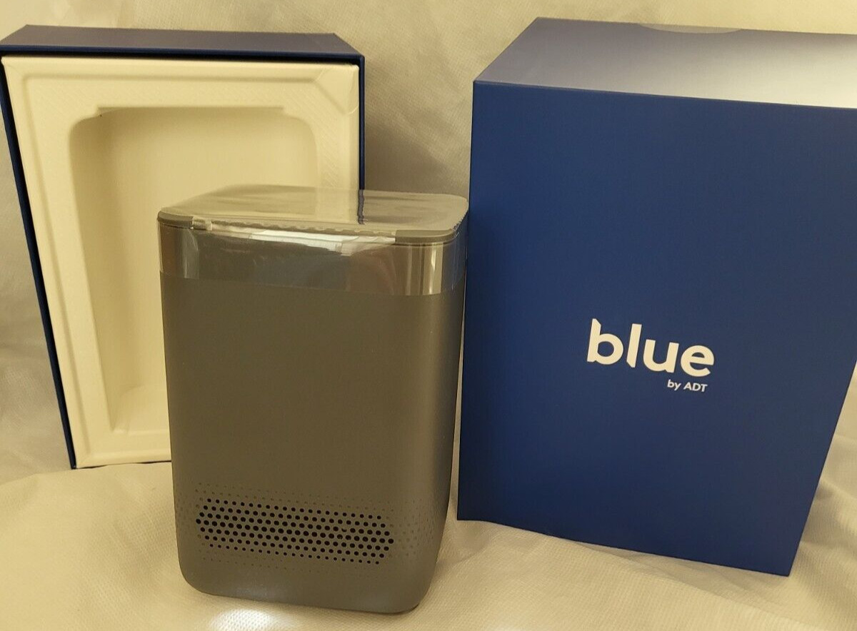 Blue by ADT Smart Home Hub S40LR0-01 Brand New in Open Box – Graphite
