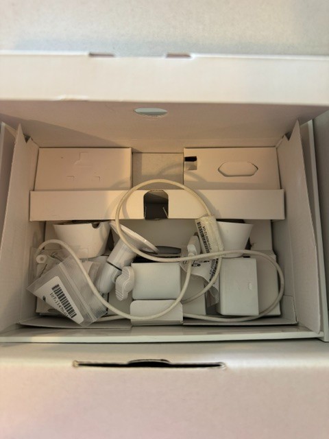 Arlo VMC4350P-100NAS White Wireless Security Camera – 3 Camera Bundle