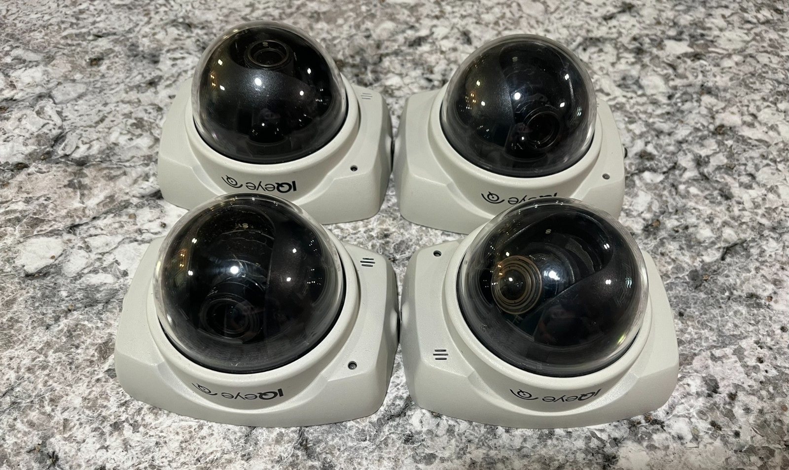 Lot of 4 IQeye IQD31S IP Network Security Cameras POE Indoor Tested Working