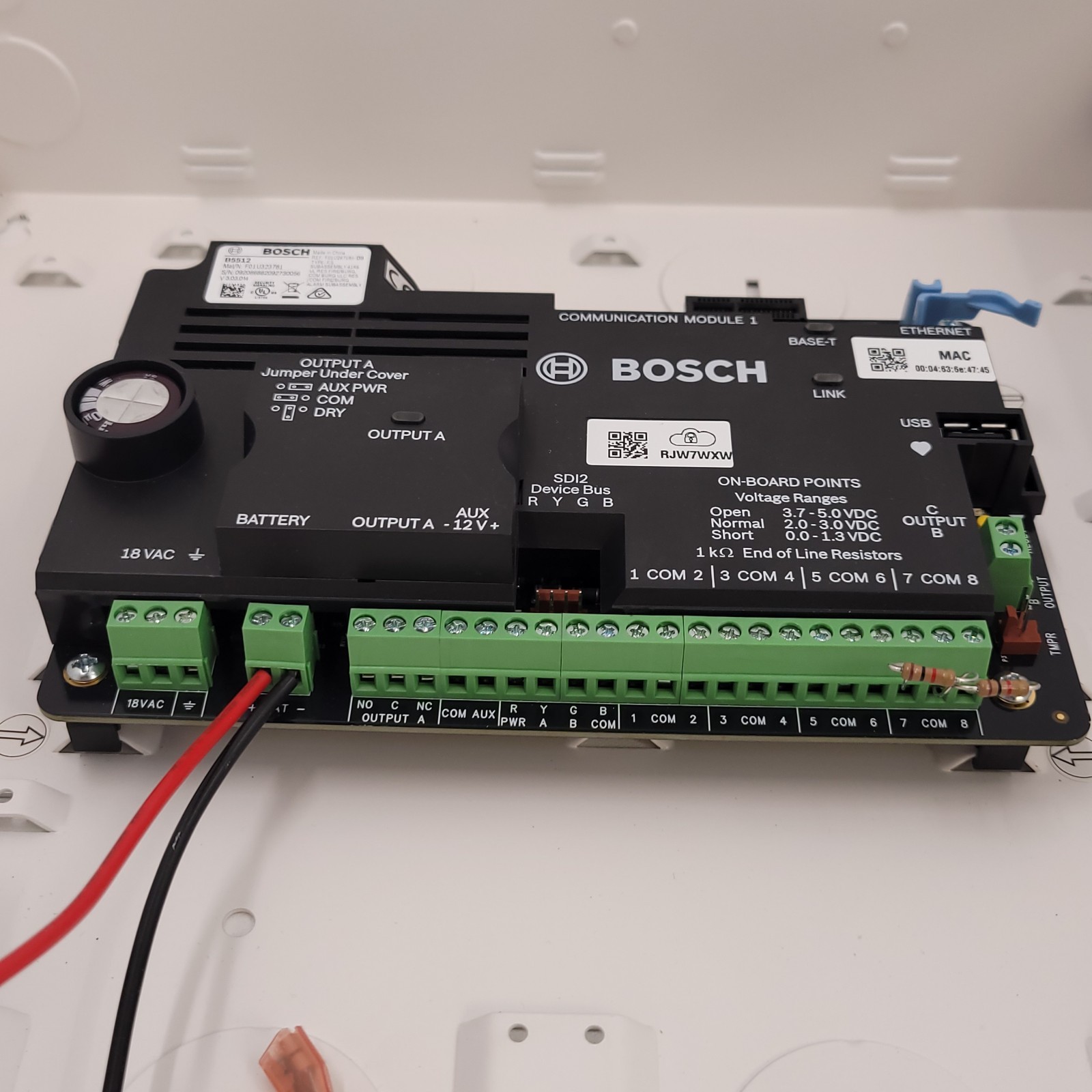Bosch B5512 Security Control Panel + B930 Text Keypad Soft Key + B10 Enclosure