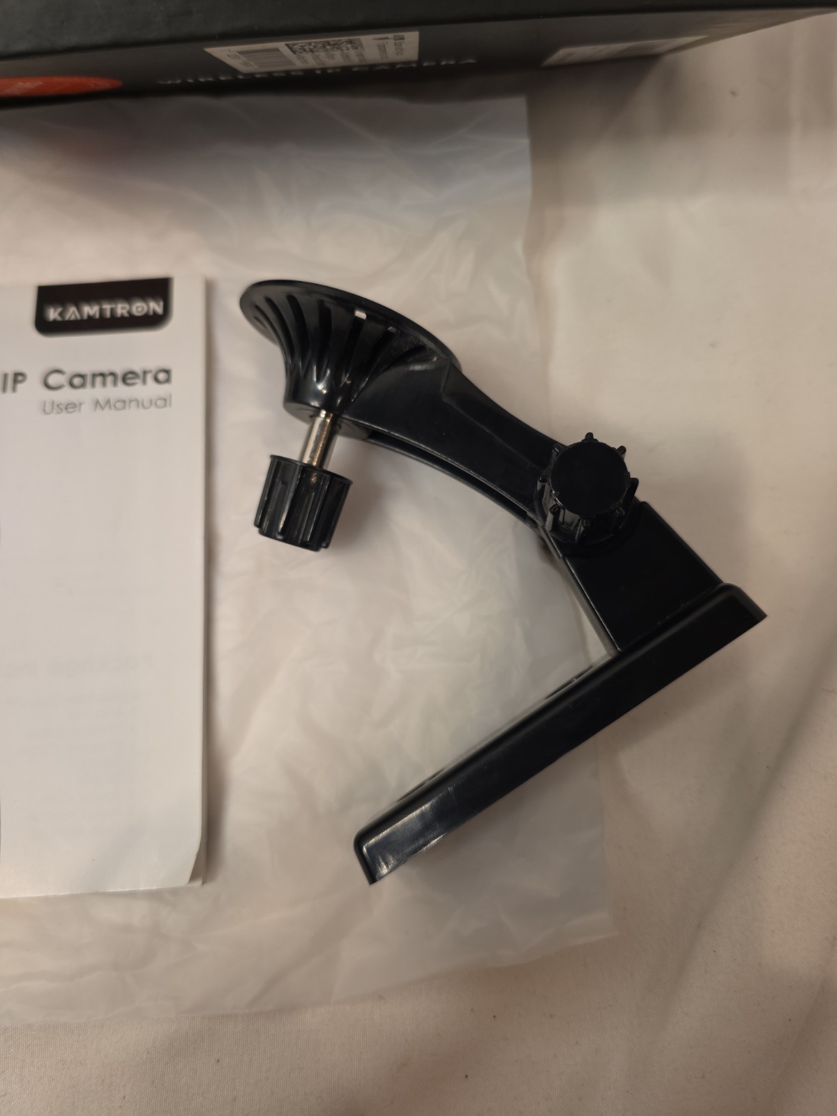 KAMTRON Wireless IP/Network Surveillance Camera 826 Wi-Fi Black Indoor 8W 5V
