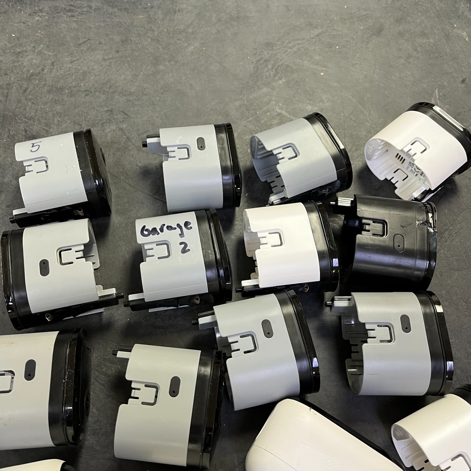 ARLO different cameras (Lot of 20) FOR PARTS!